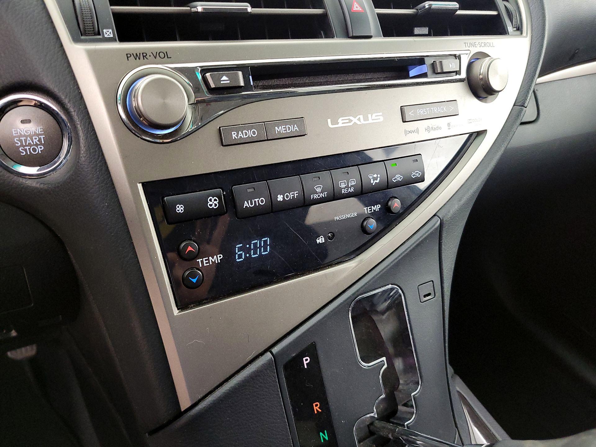 Thumbnail: 2015 Lexus RX - 17