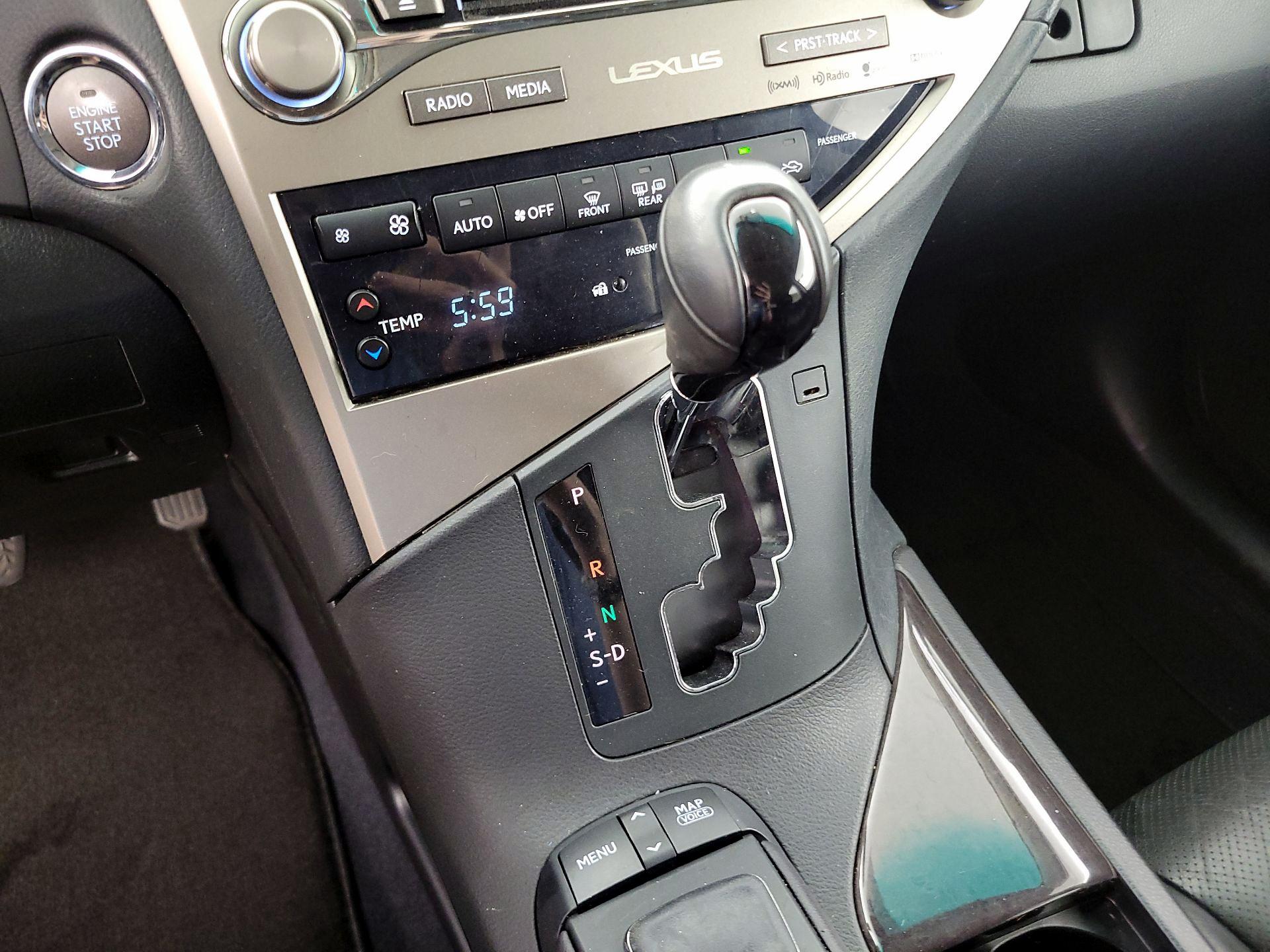 Thumbnail: 2015 Lexus RX - 18