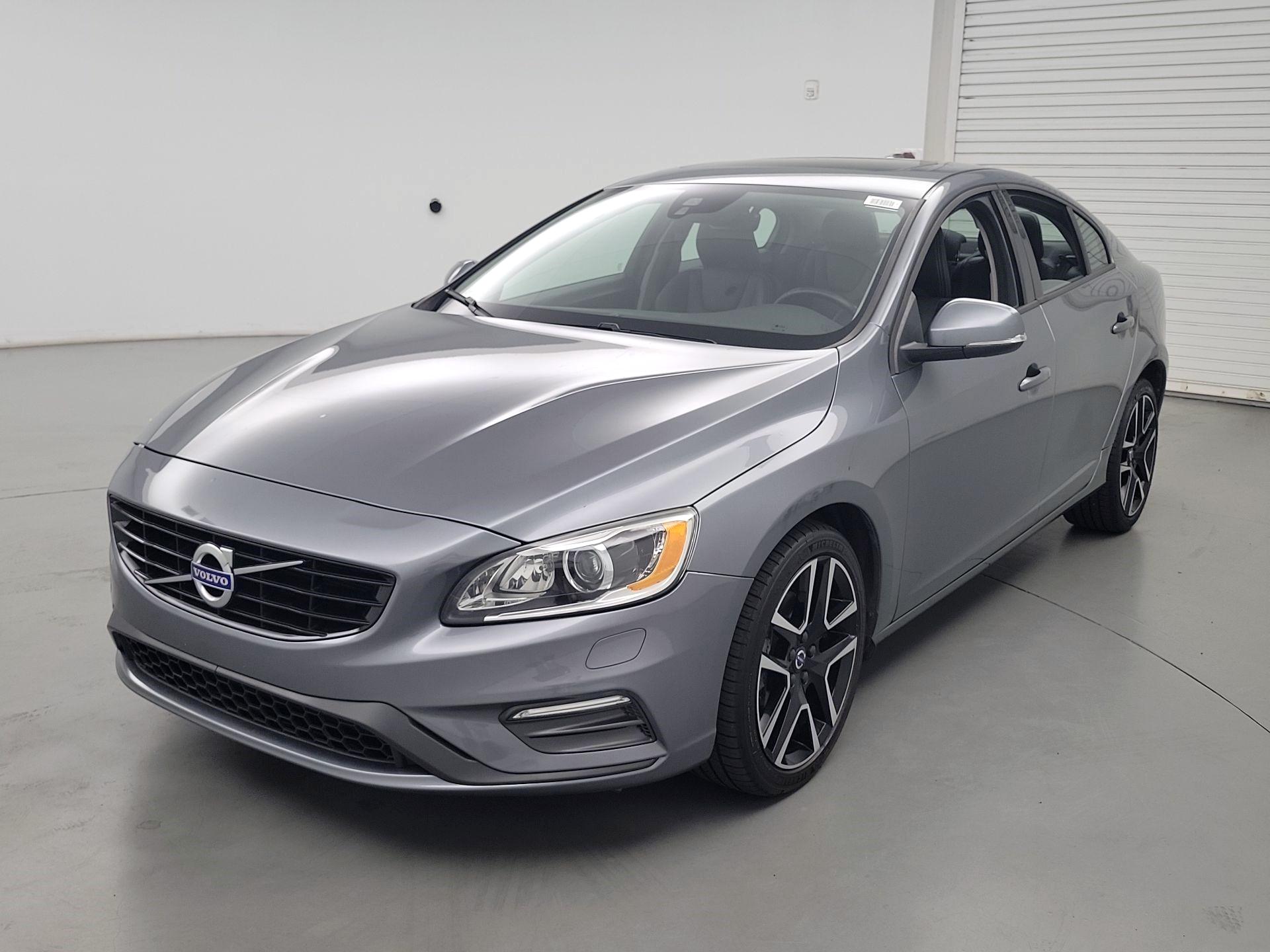 Thumbnail: 2017 Volvo S60 - 3