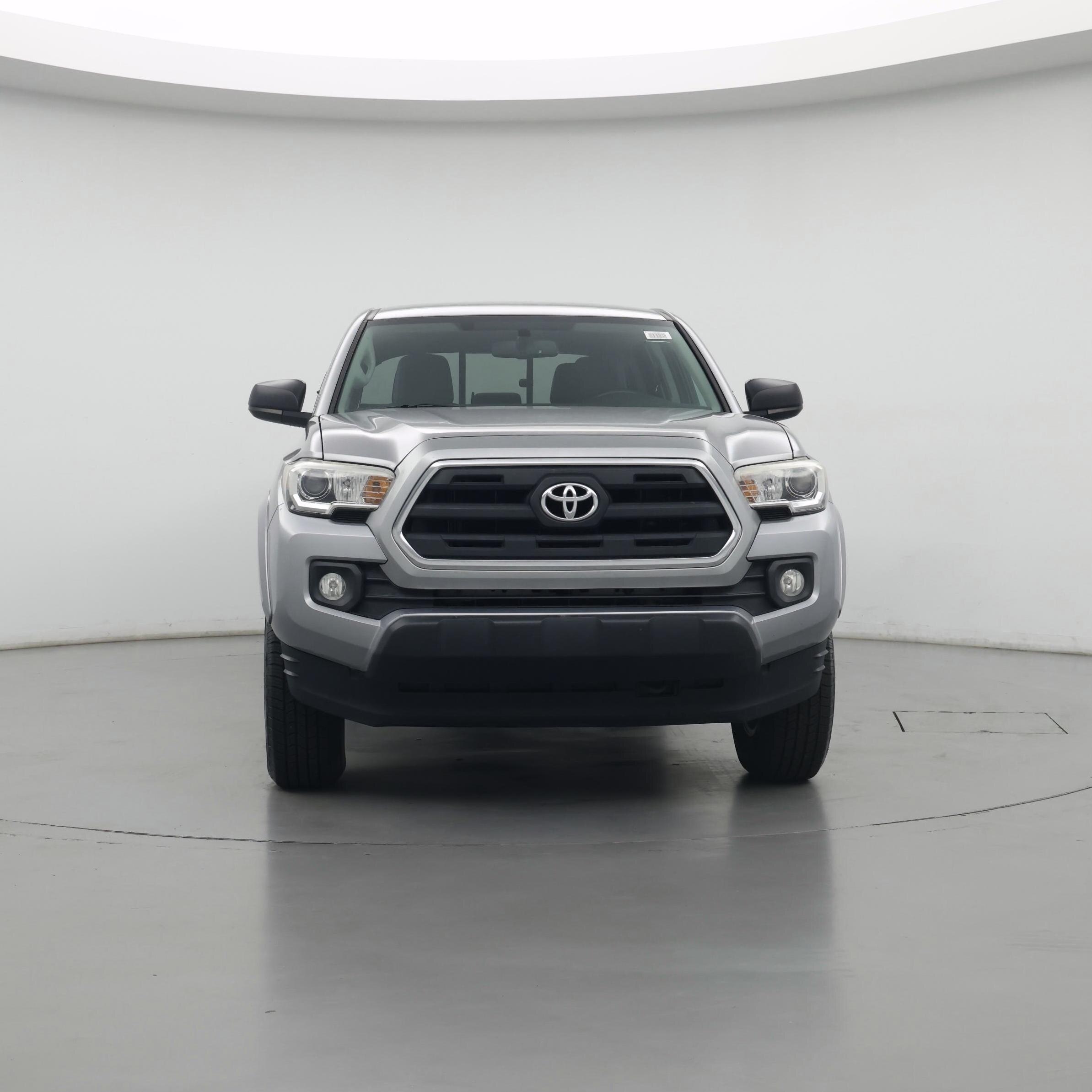 Thumbnail: 2017 Toyota Tacoma - 5