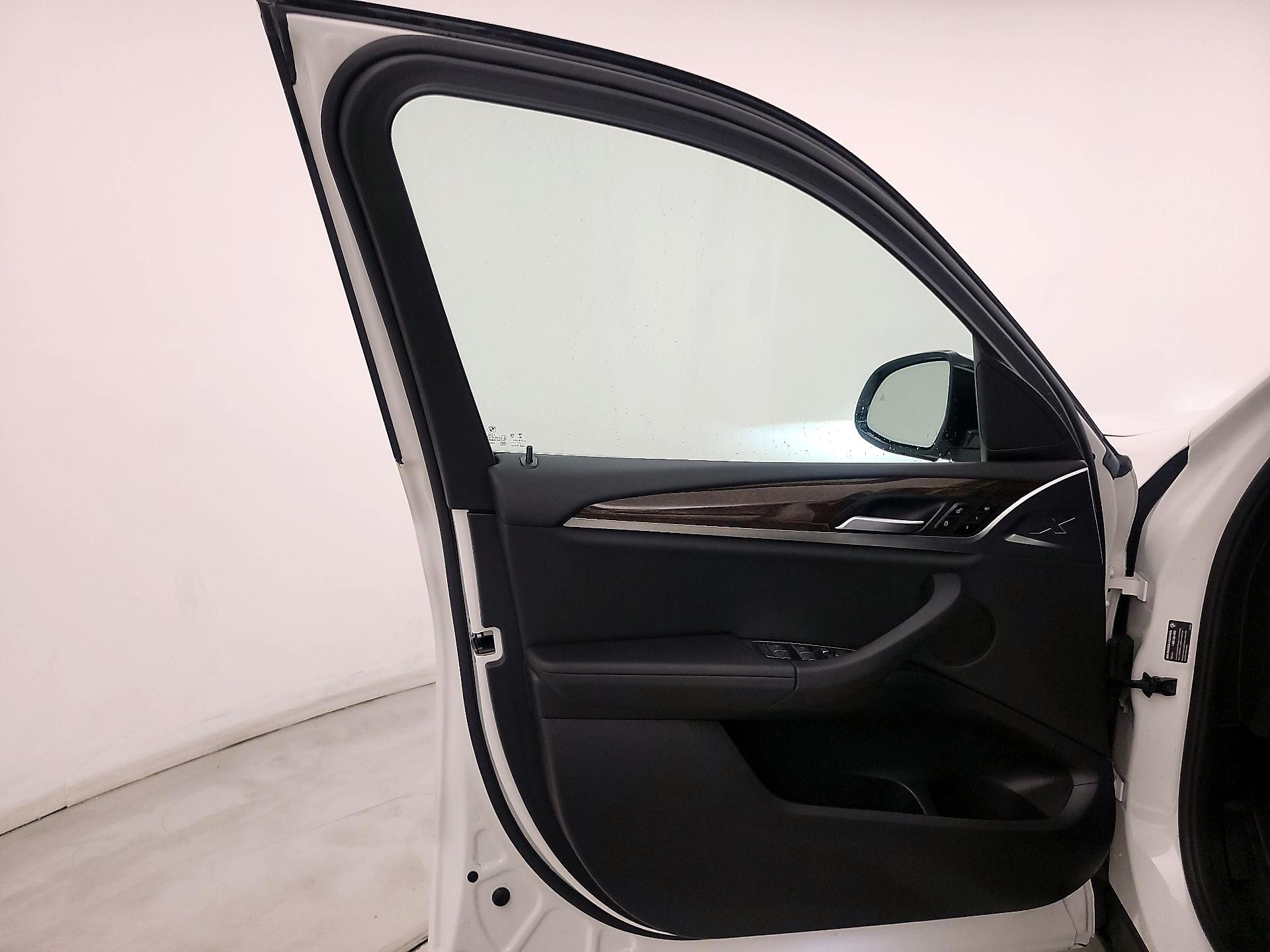 Thumbnail: 2021 BMW X3 - 12