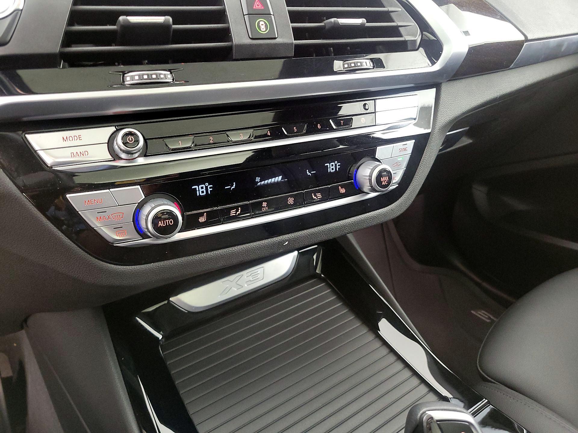 Thumbnail: 2021 BMW X3 - 17