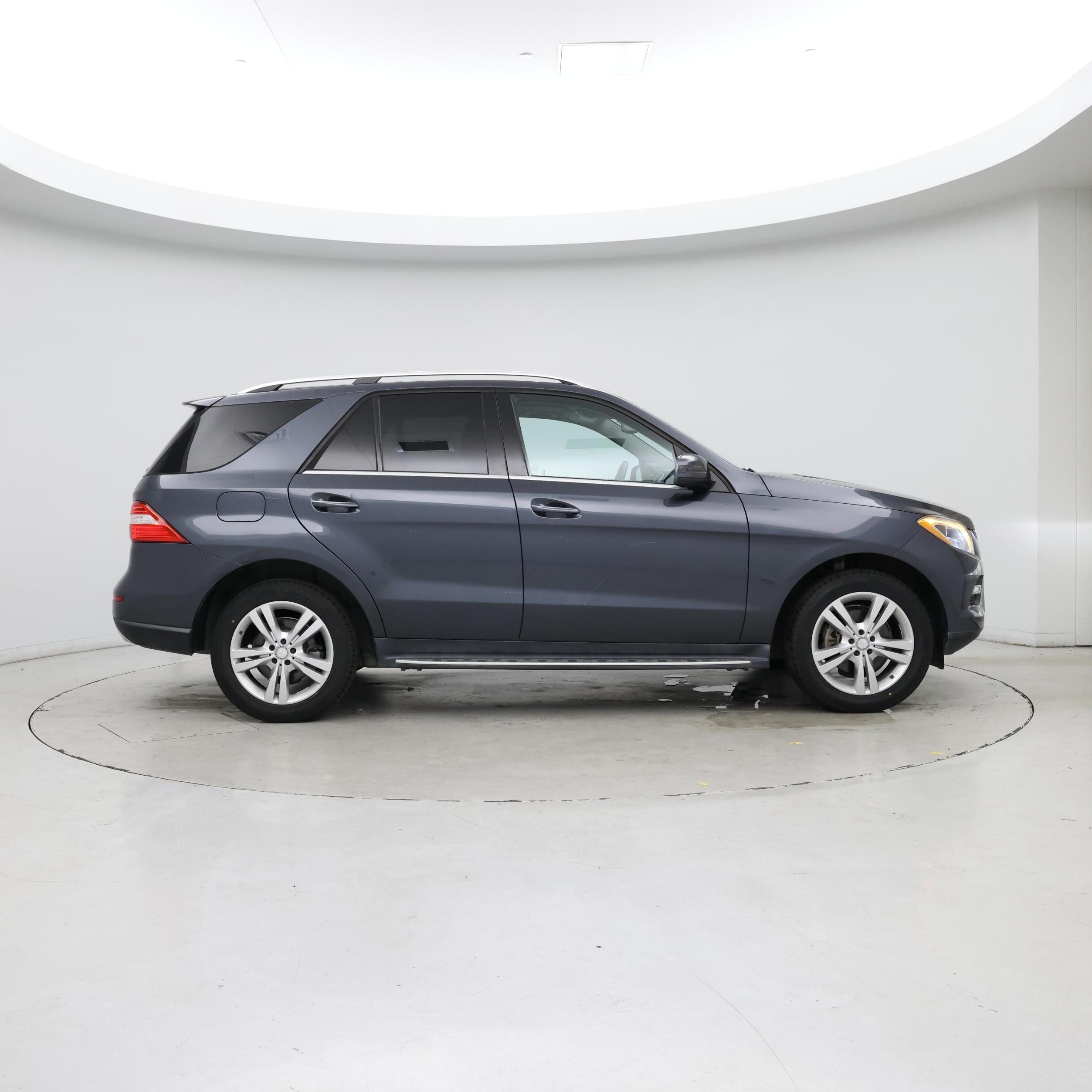 Thumbnail: 2014 Mercedes-Benz M-Class - 7