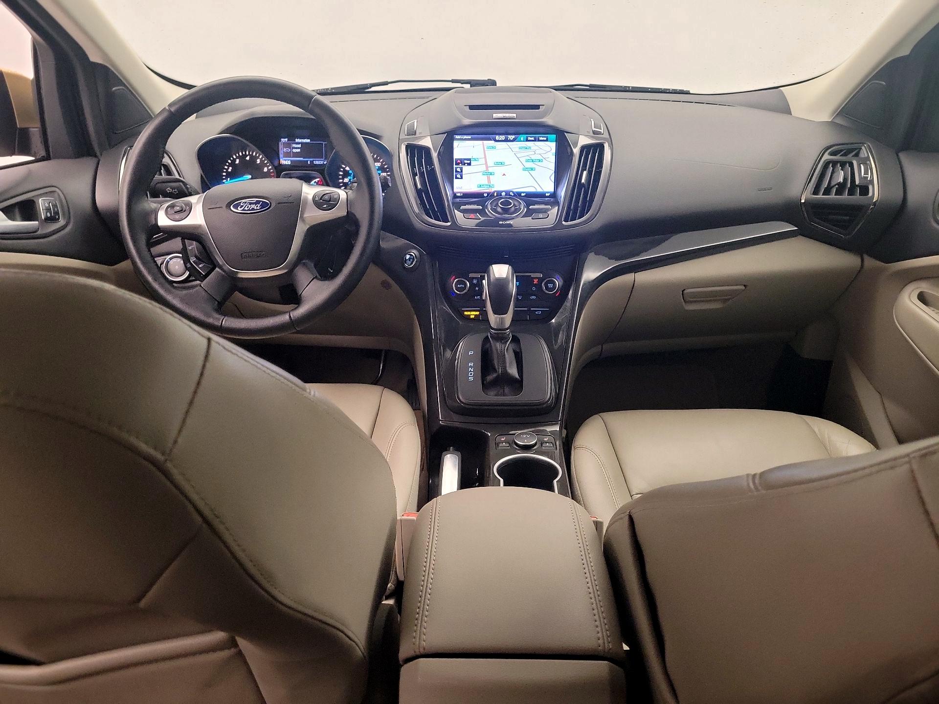 Thumbnail: 2015 Ford Escape - 9