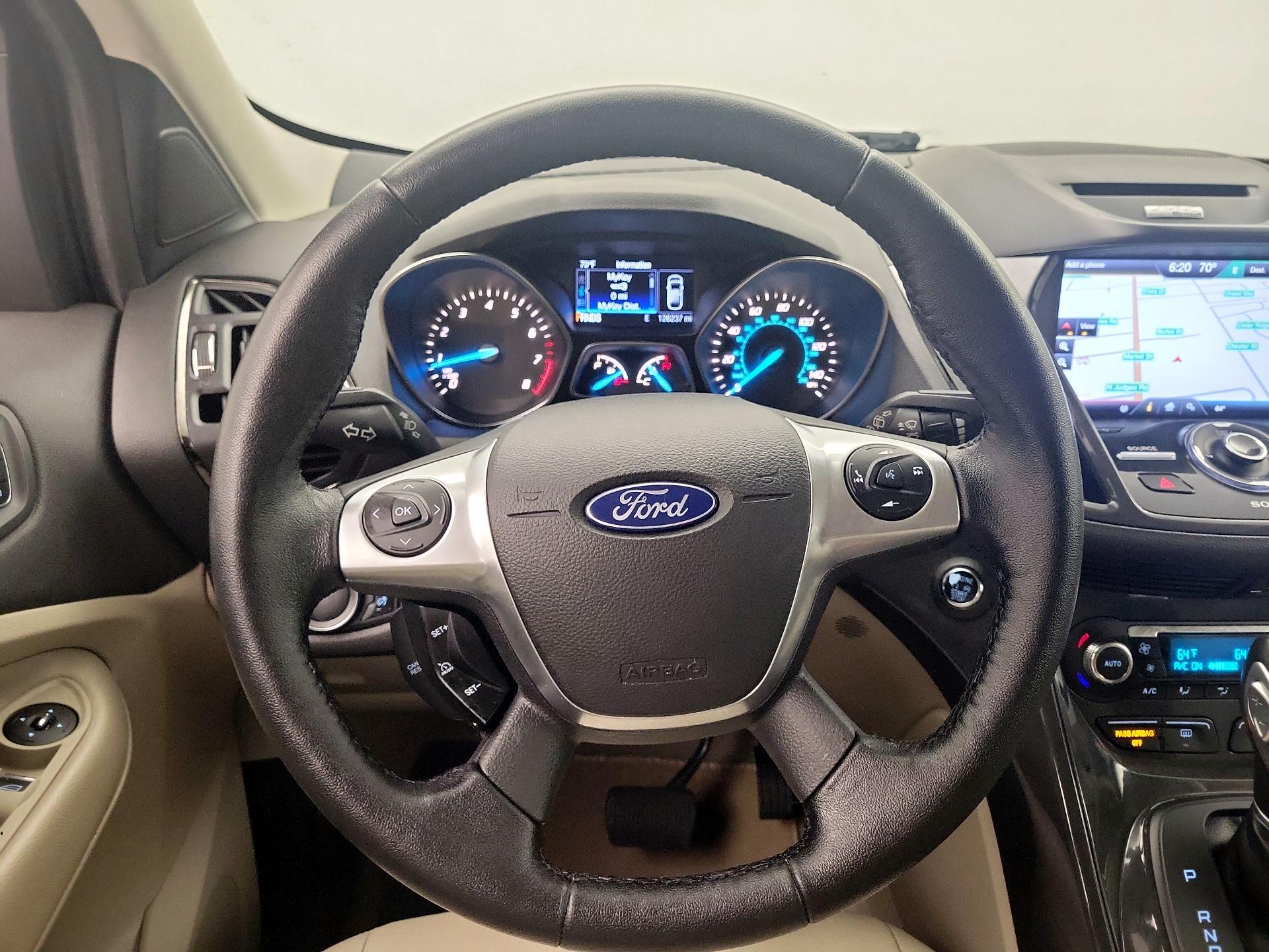 Thumbnail: 2015 Ford Escape - 10