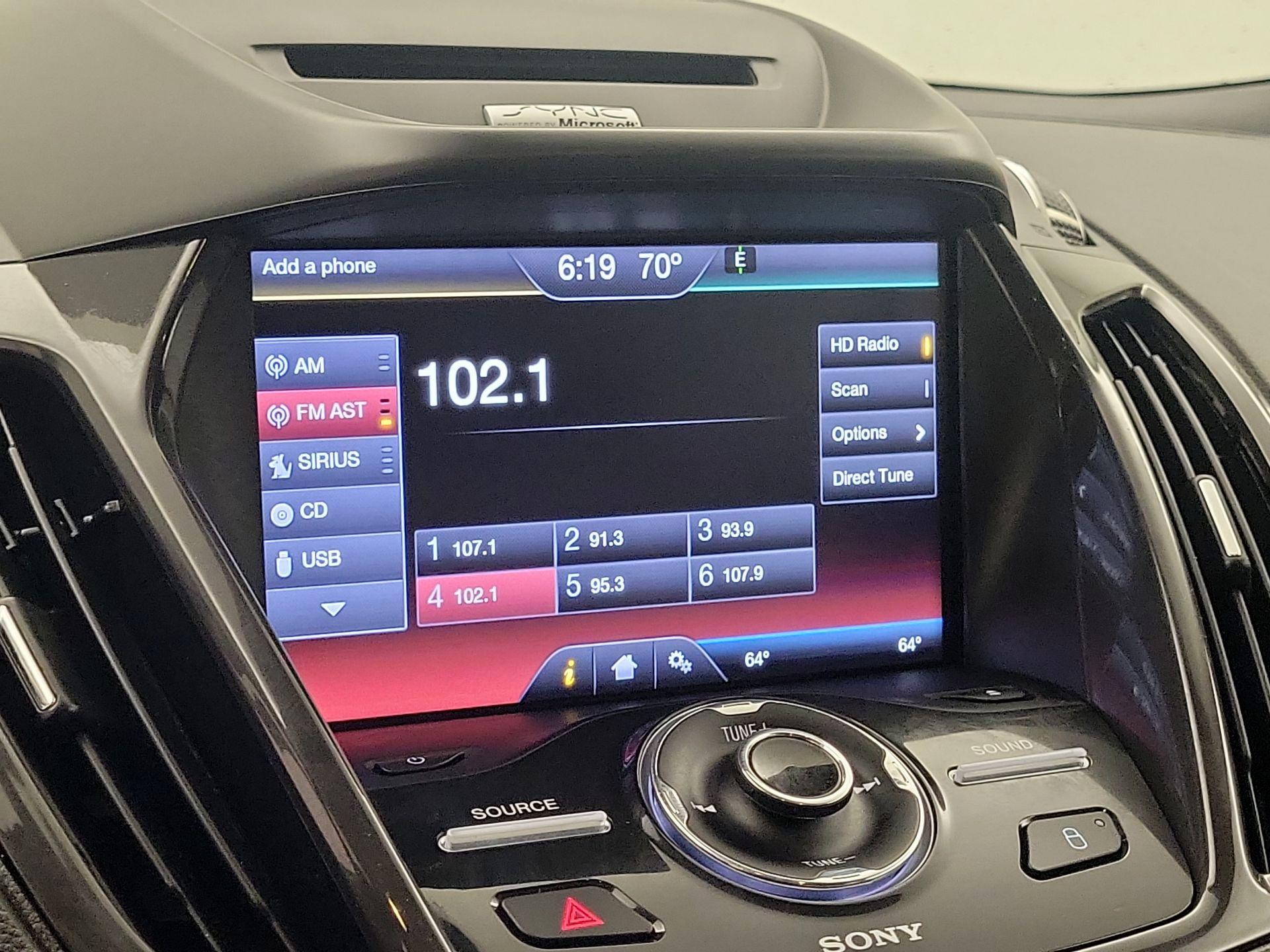 Thumbnail: 2015 Ford Escape - 16