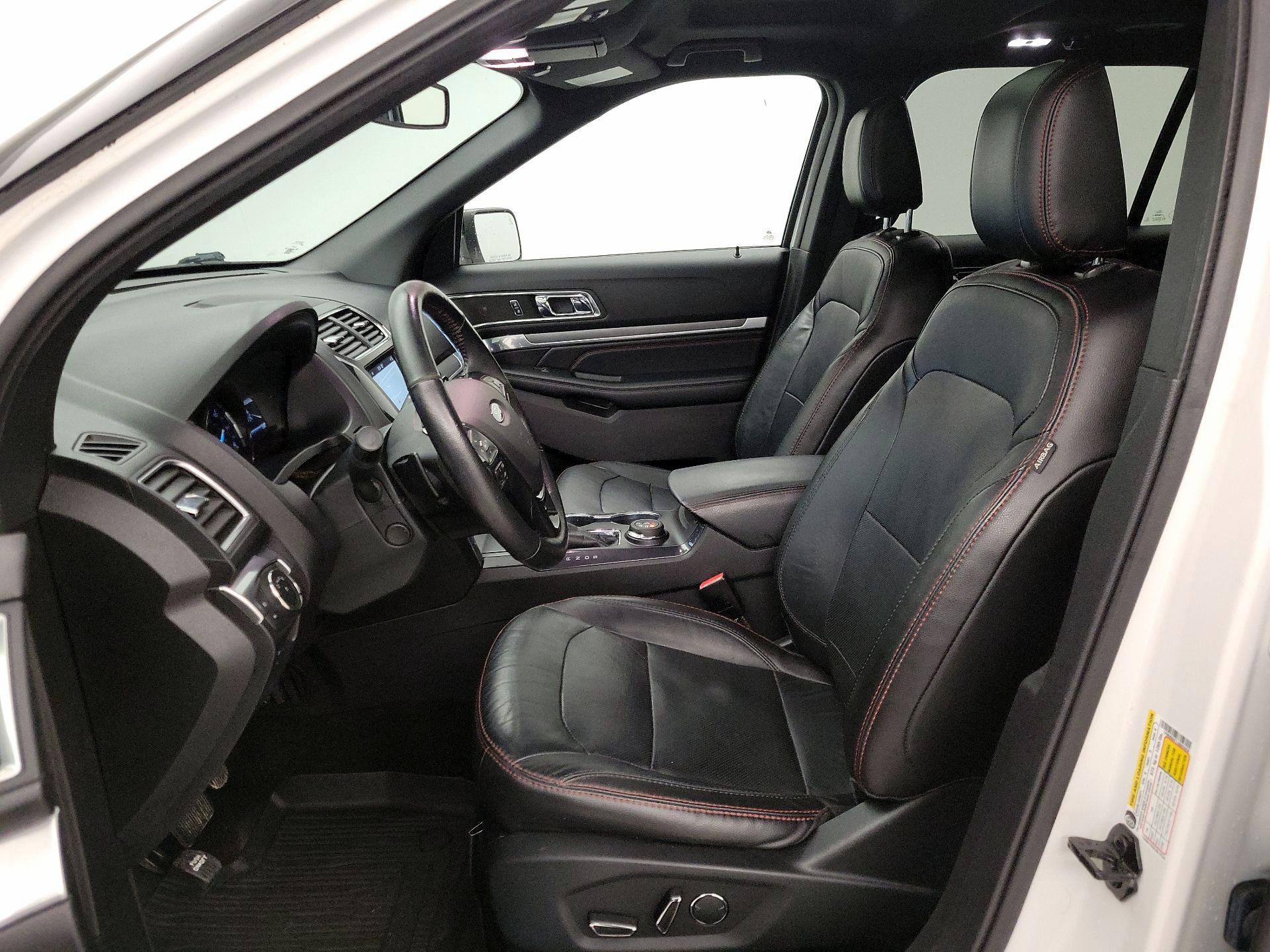 Thumbnail: 2018 Ford Explorer - 11