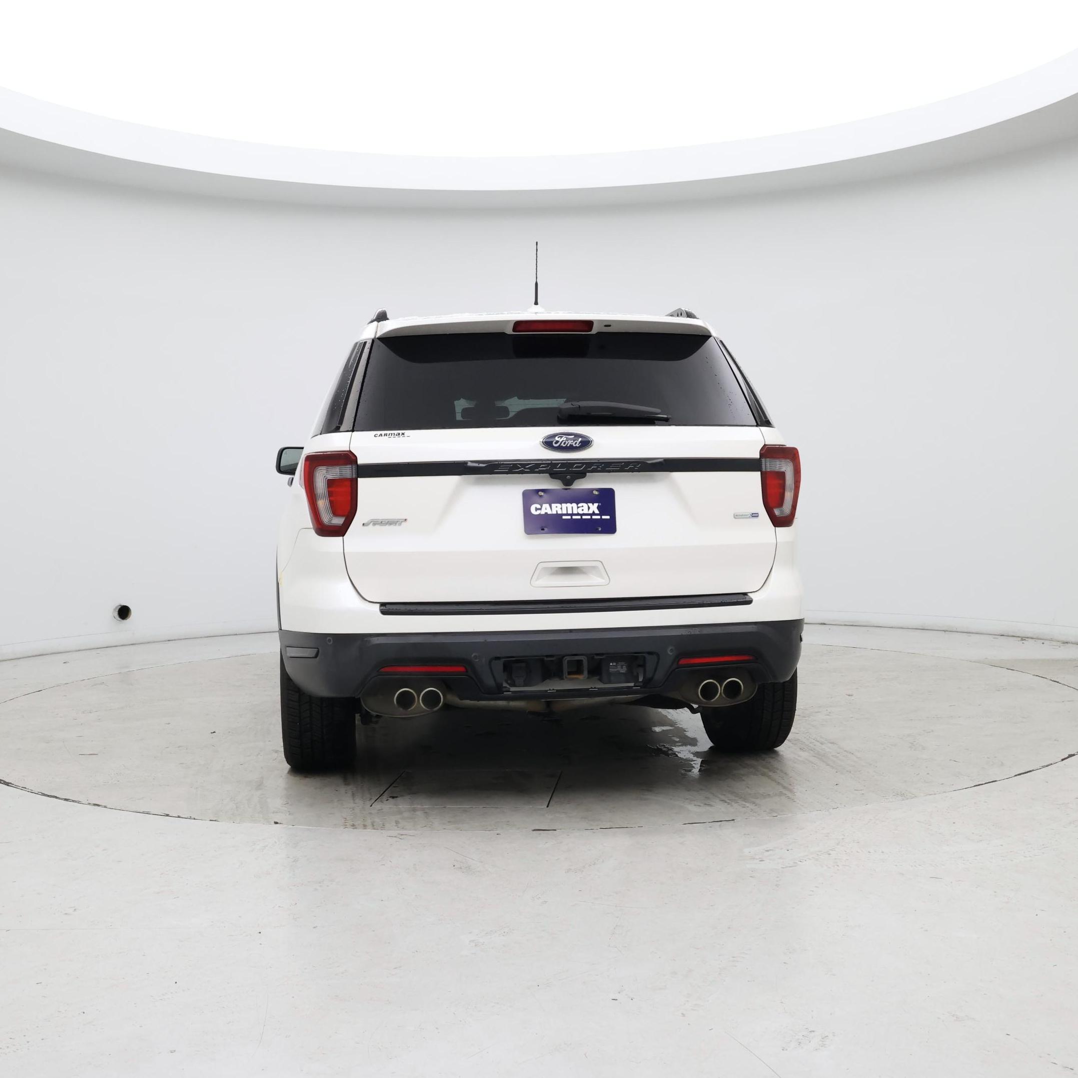 Thumbnail: 2018 Ford Explorer - 6