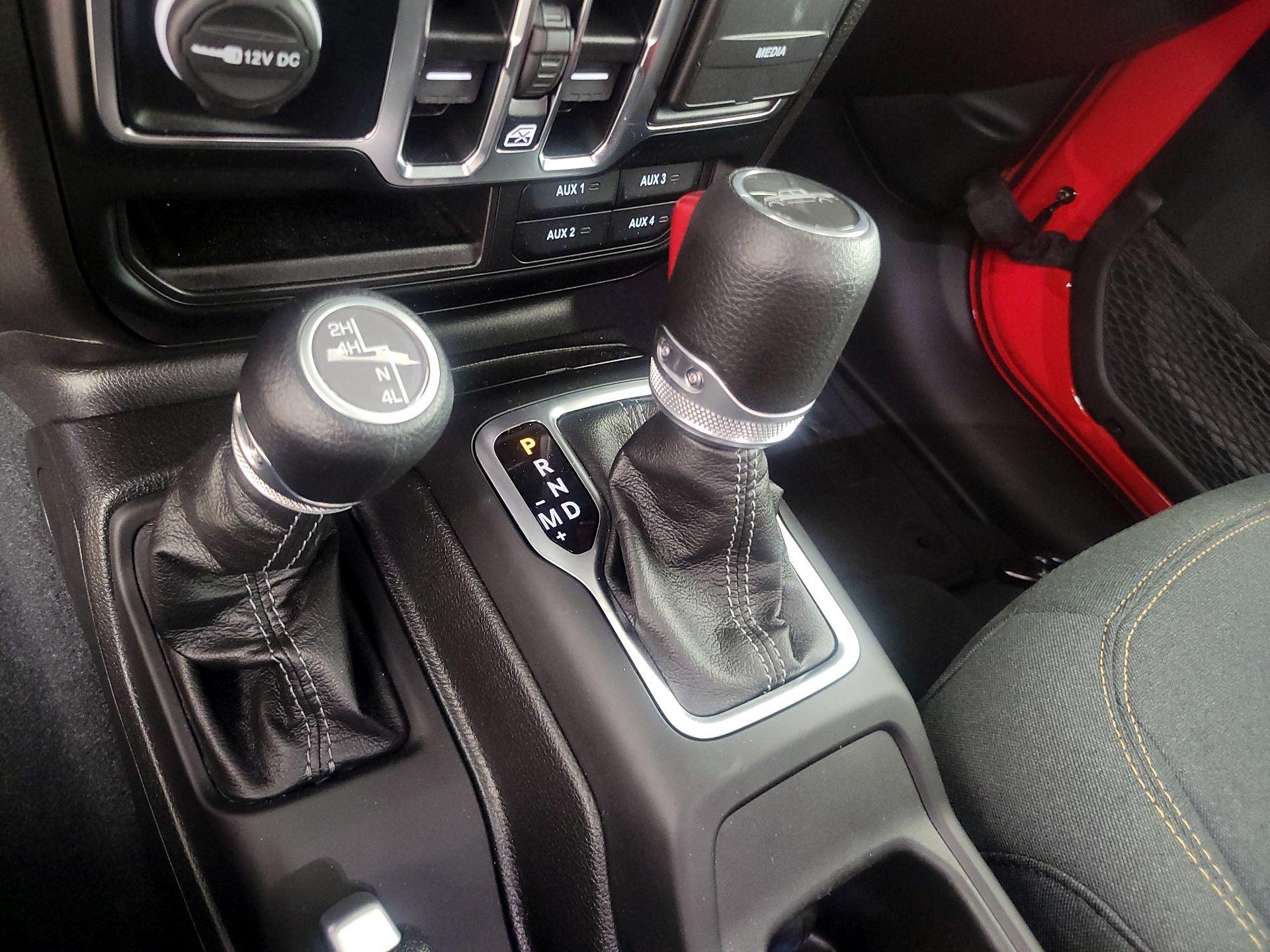 Thumbnail: 2024 Jeep Gladiator - 17