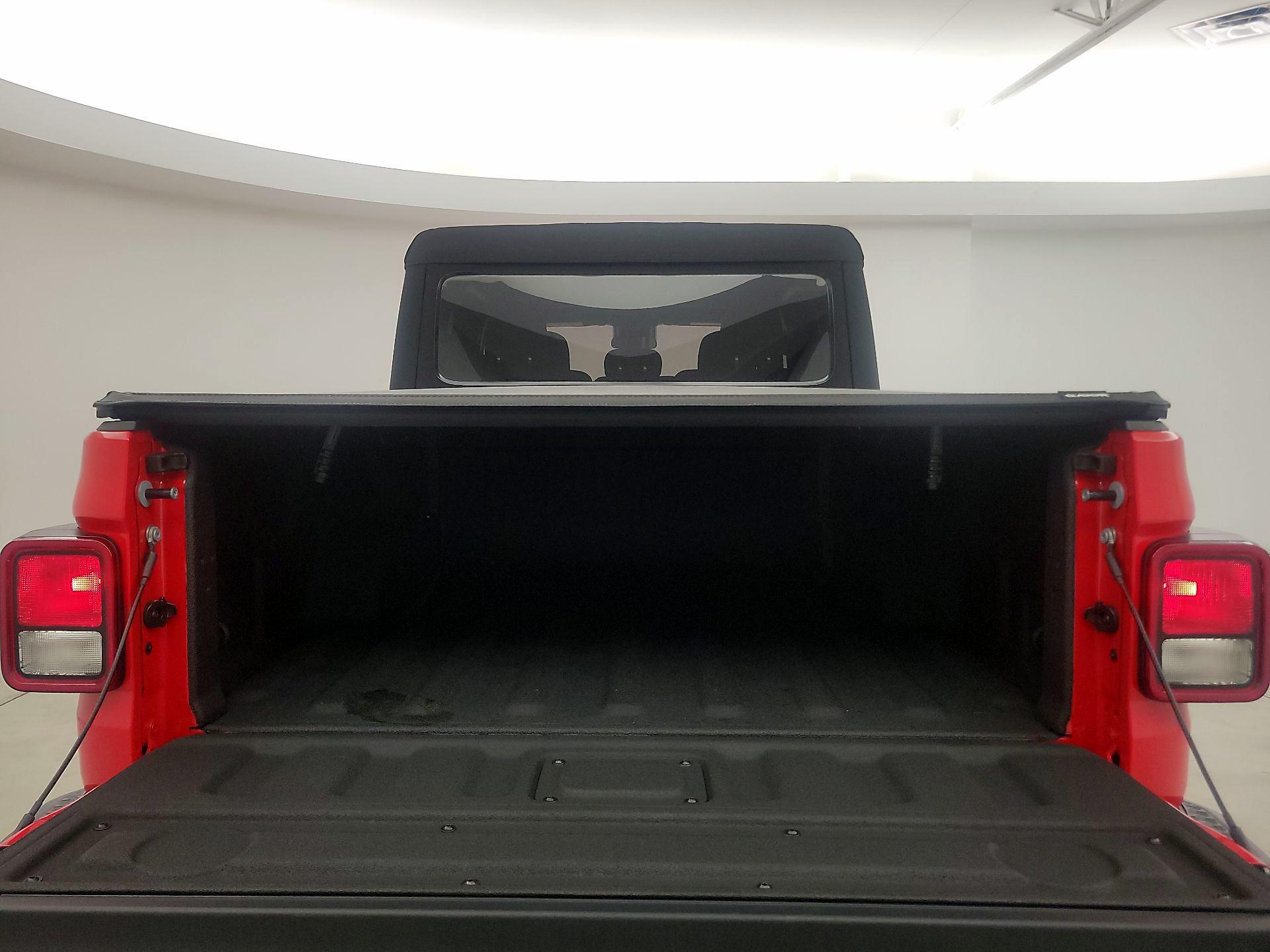Thumbnail: 2024 Jeep Gladiator - 20