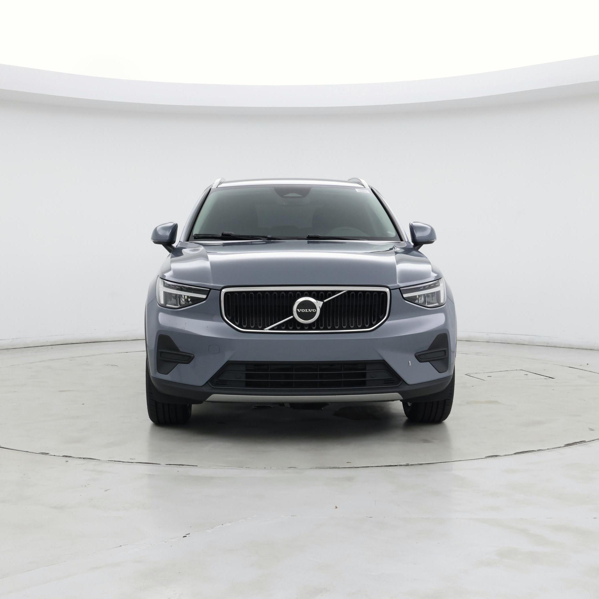 Thumbnail: 2023 Volvo XC40 - 5