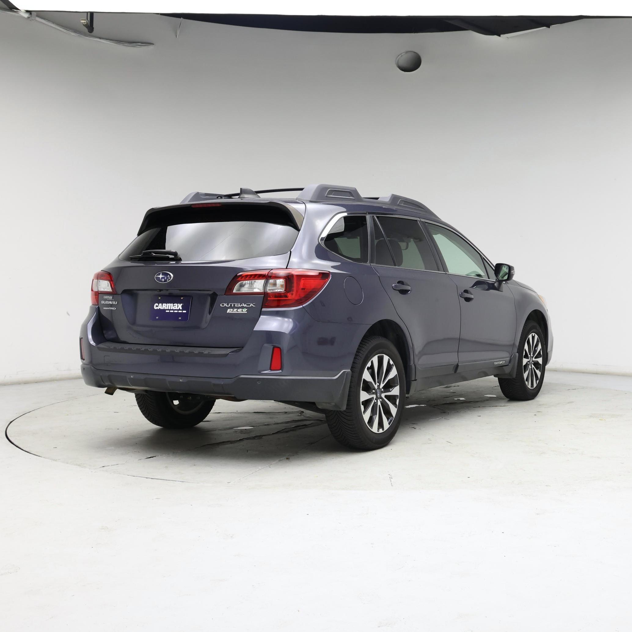Thumbnail: 2017 Subaru Outback - 8