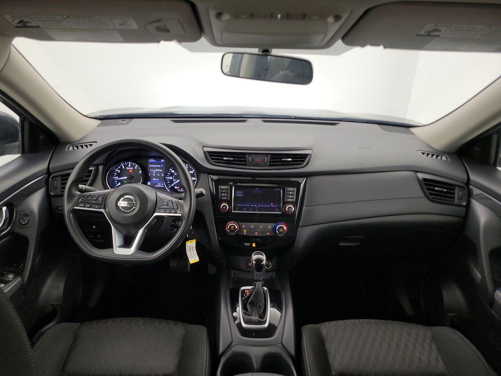 Thumbnail: 2018 Nissan Rogue - 9