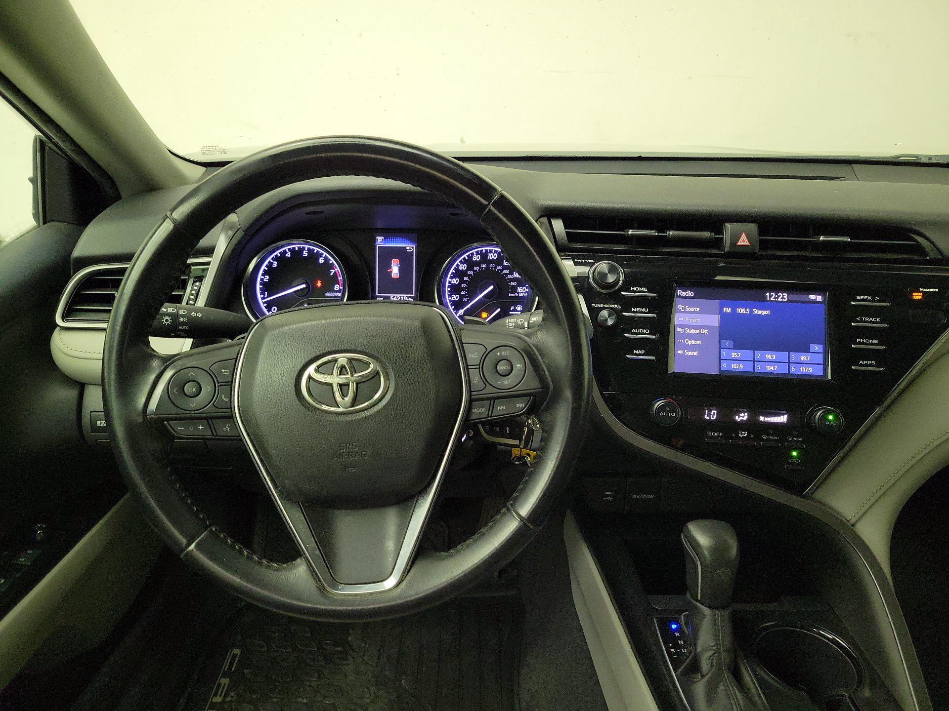 Thumbnail: 2019 Toyota Camry - 10