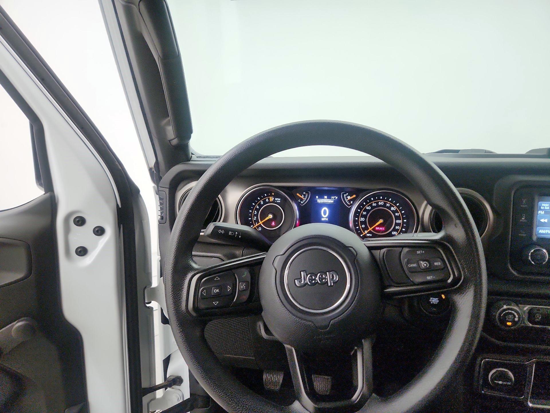 Thumbnail: 2019 Jeep Wrangler - 10