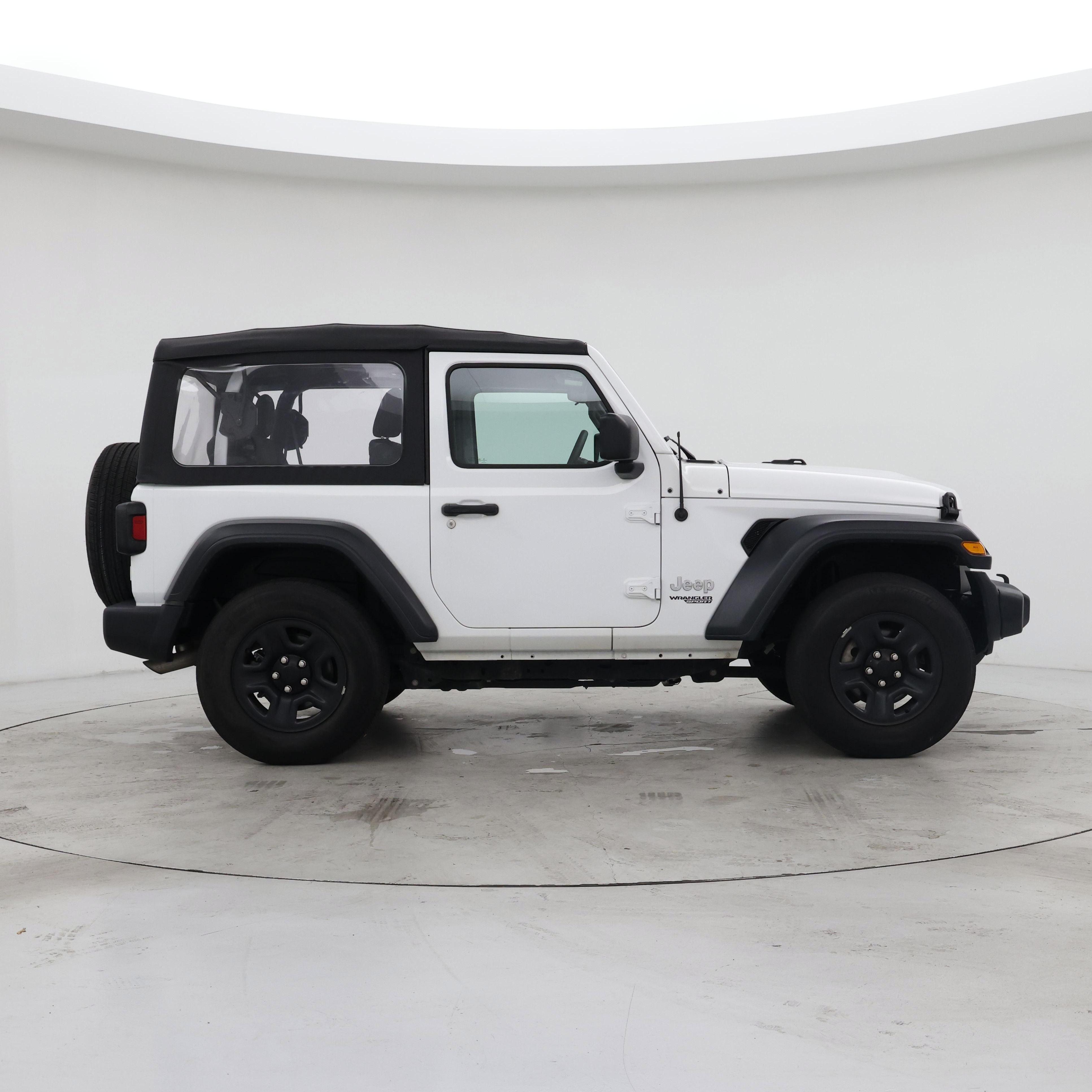 Thumbnail: 2019 Jeep Wrangler - 7