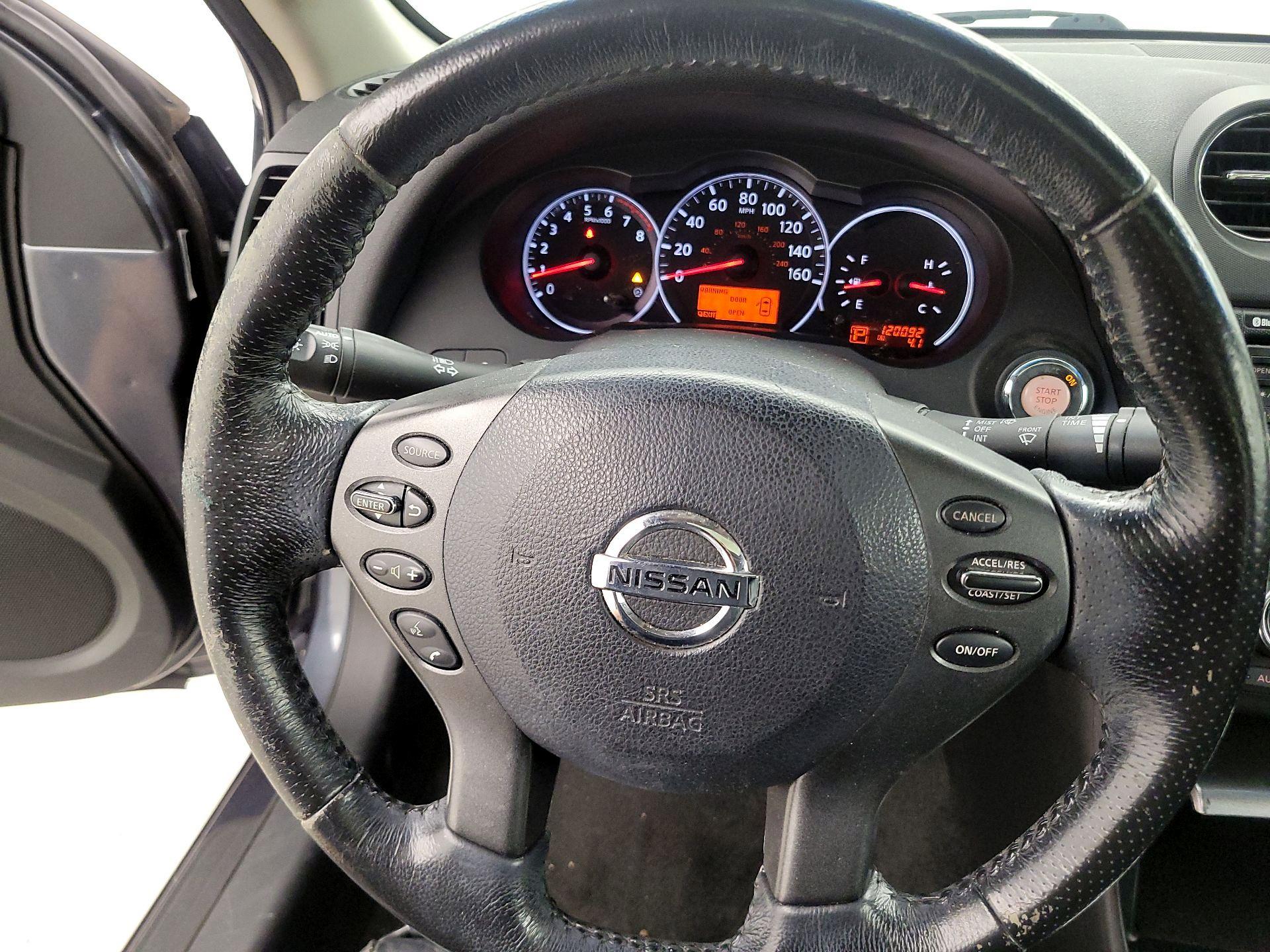 Thumbnail: 2013 Nissan Altima - 10