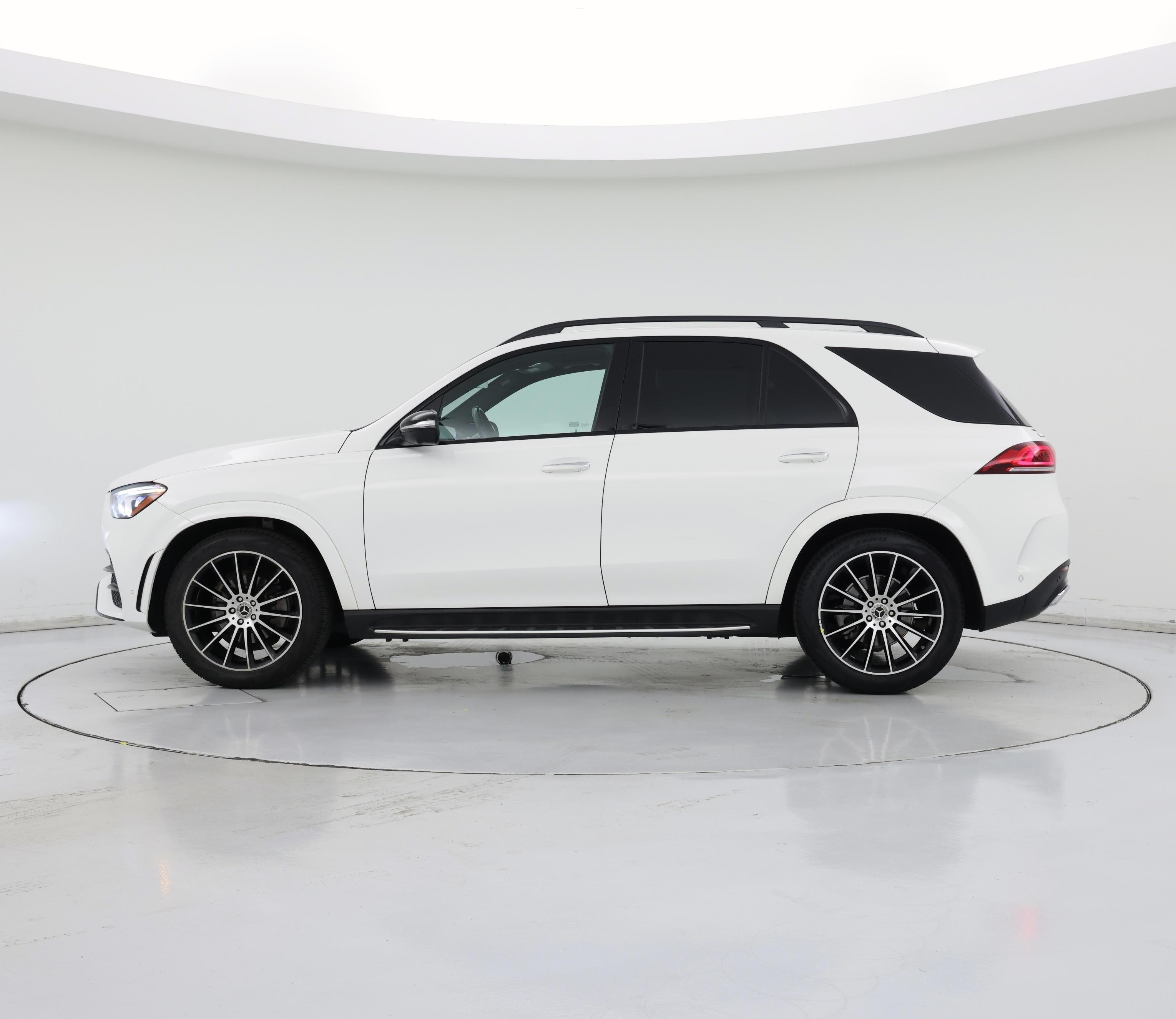Thumbnail: 2021 Mercedes-Benz GLE - 3