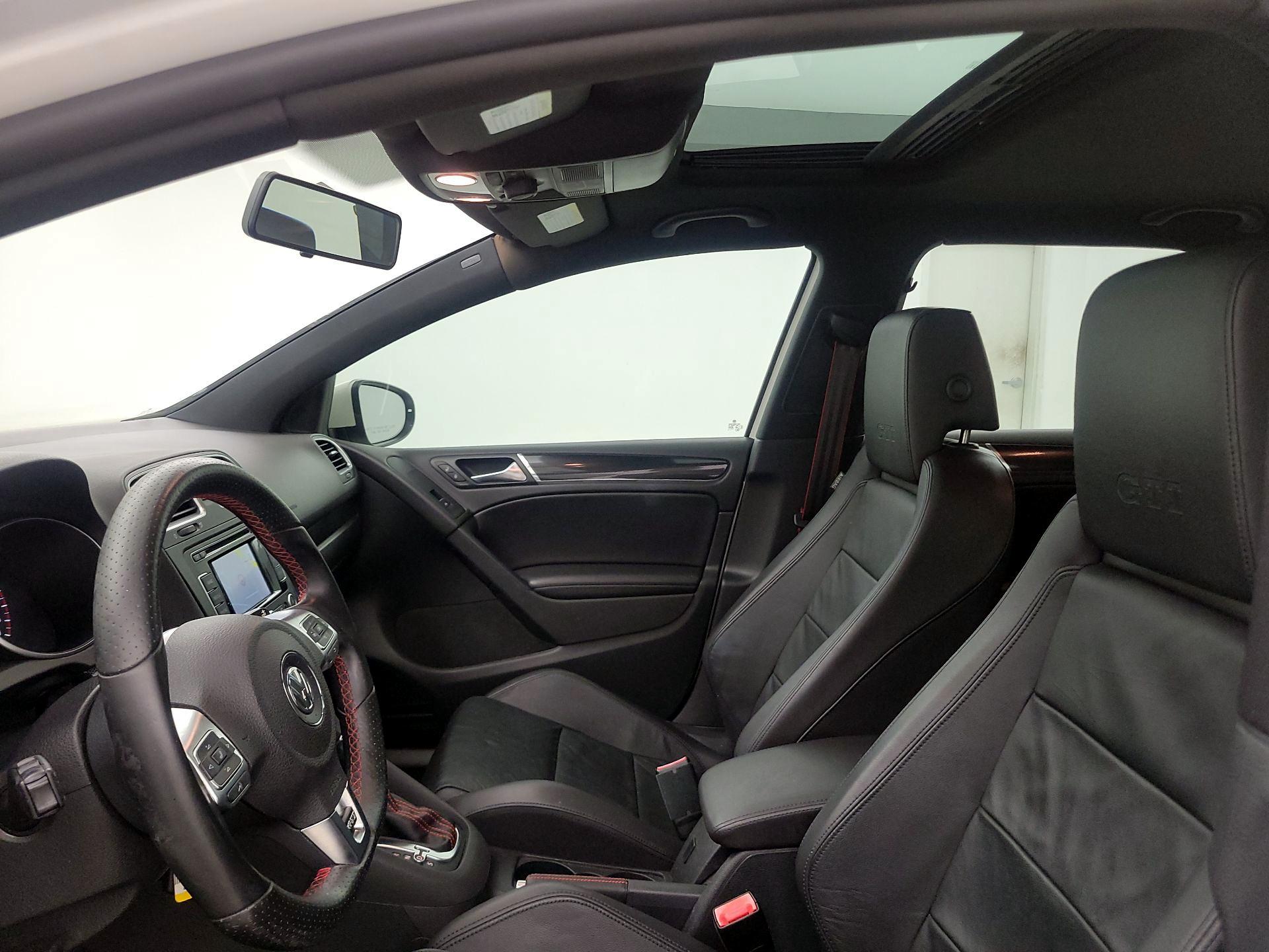 Thumbnail: 2013 Volkswagen Golf - 19