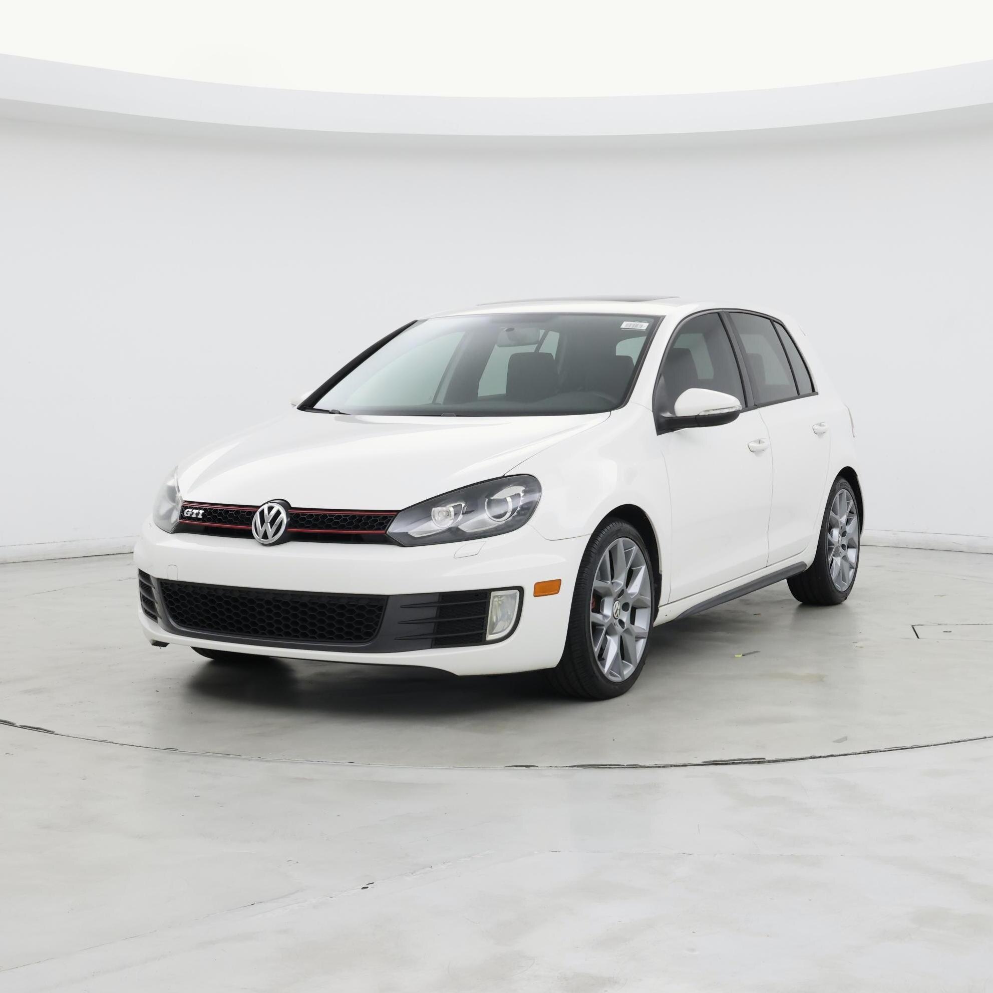 Thumbnail: 2013 Volkswagen Golf - 4