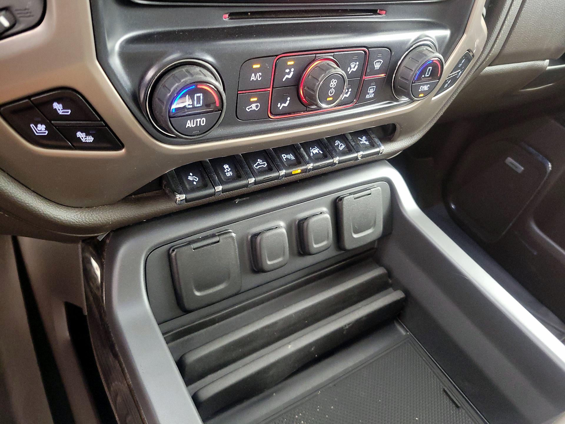 Thumbnail: 2016 GMC Sierra 1500 - 17