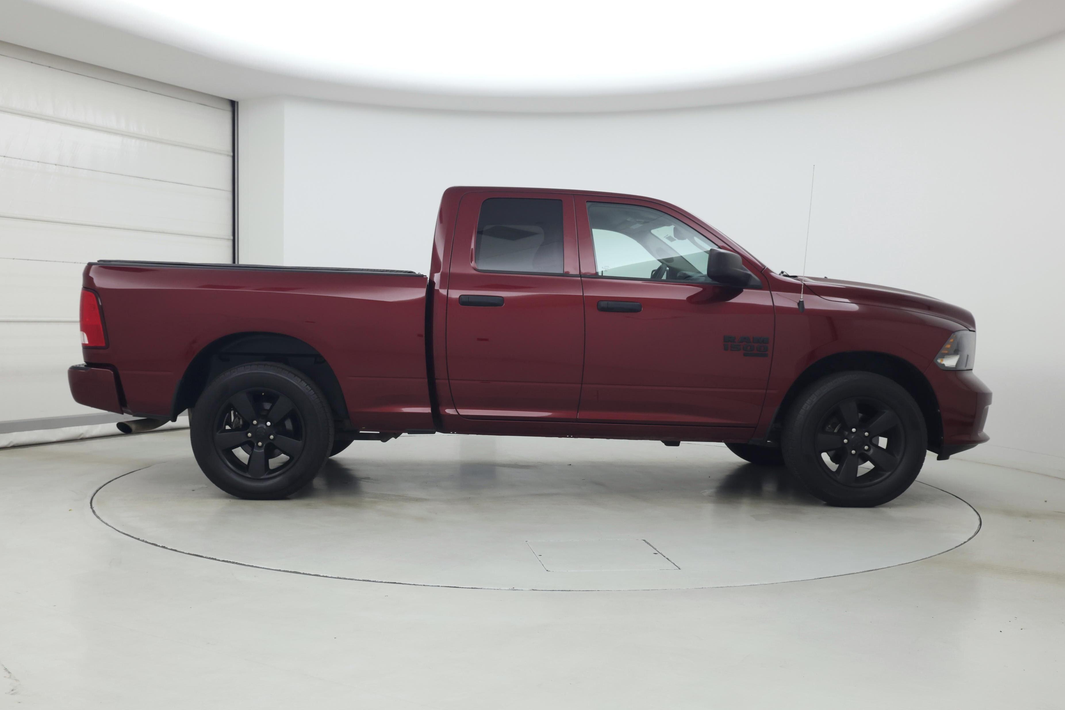 Thumbnail: 2019 RAM 1500 Classic - 7