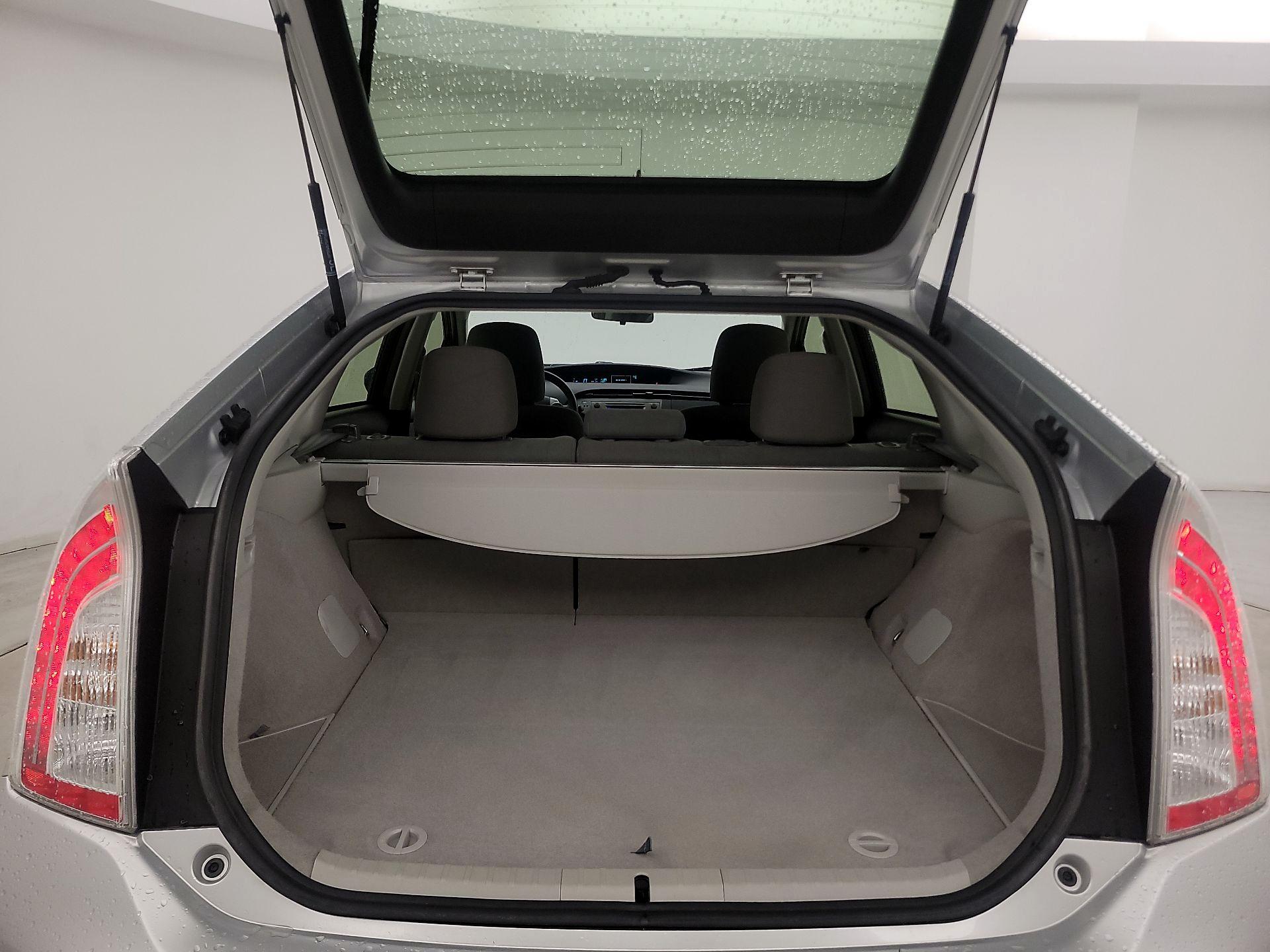 Thumbnail: 2013 Toyota Prius - 19