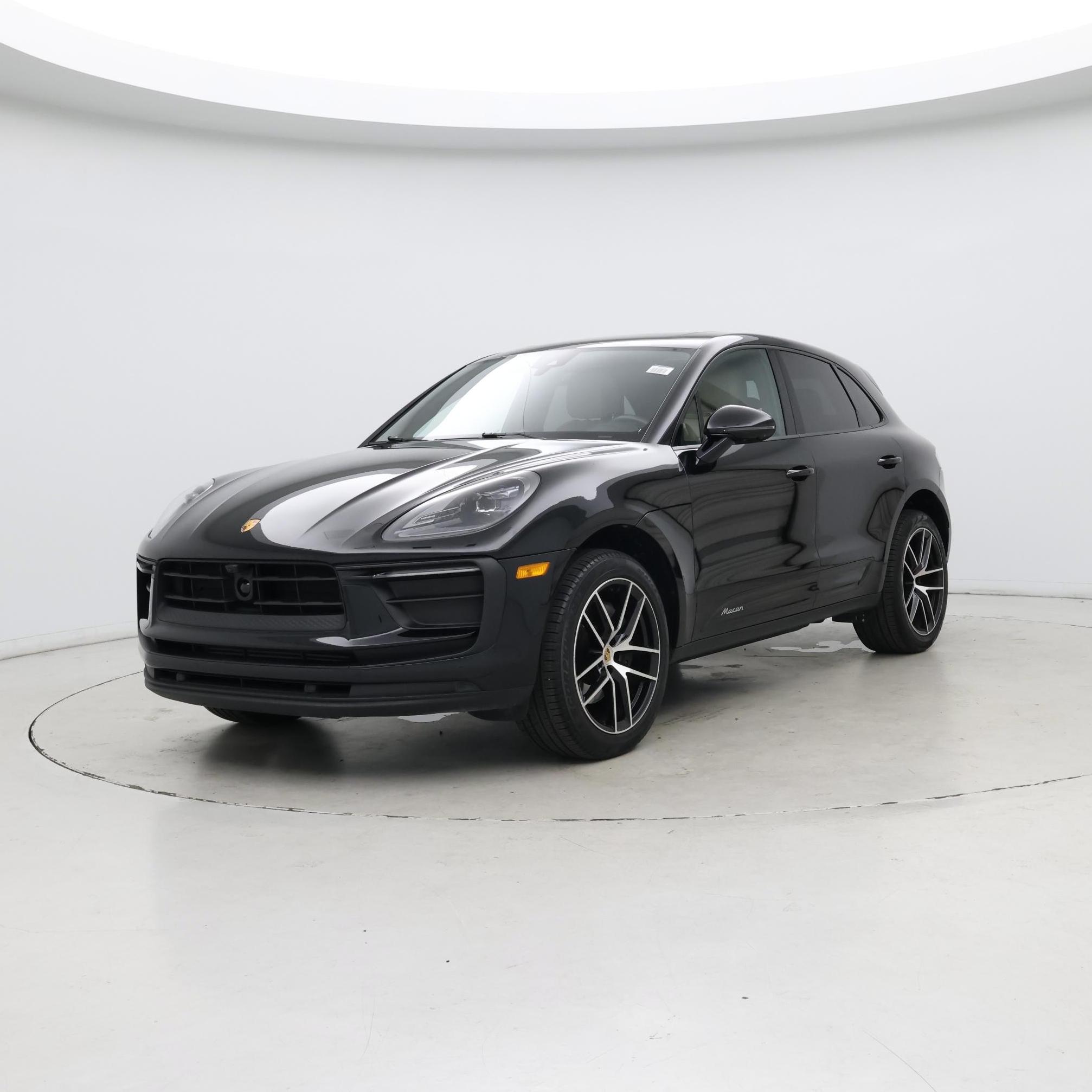 Thumbnail: 2023 Porsche Macan - 4
