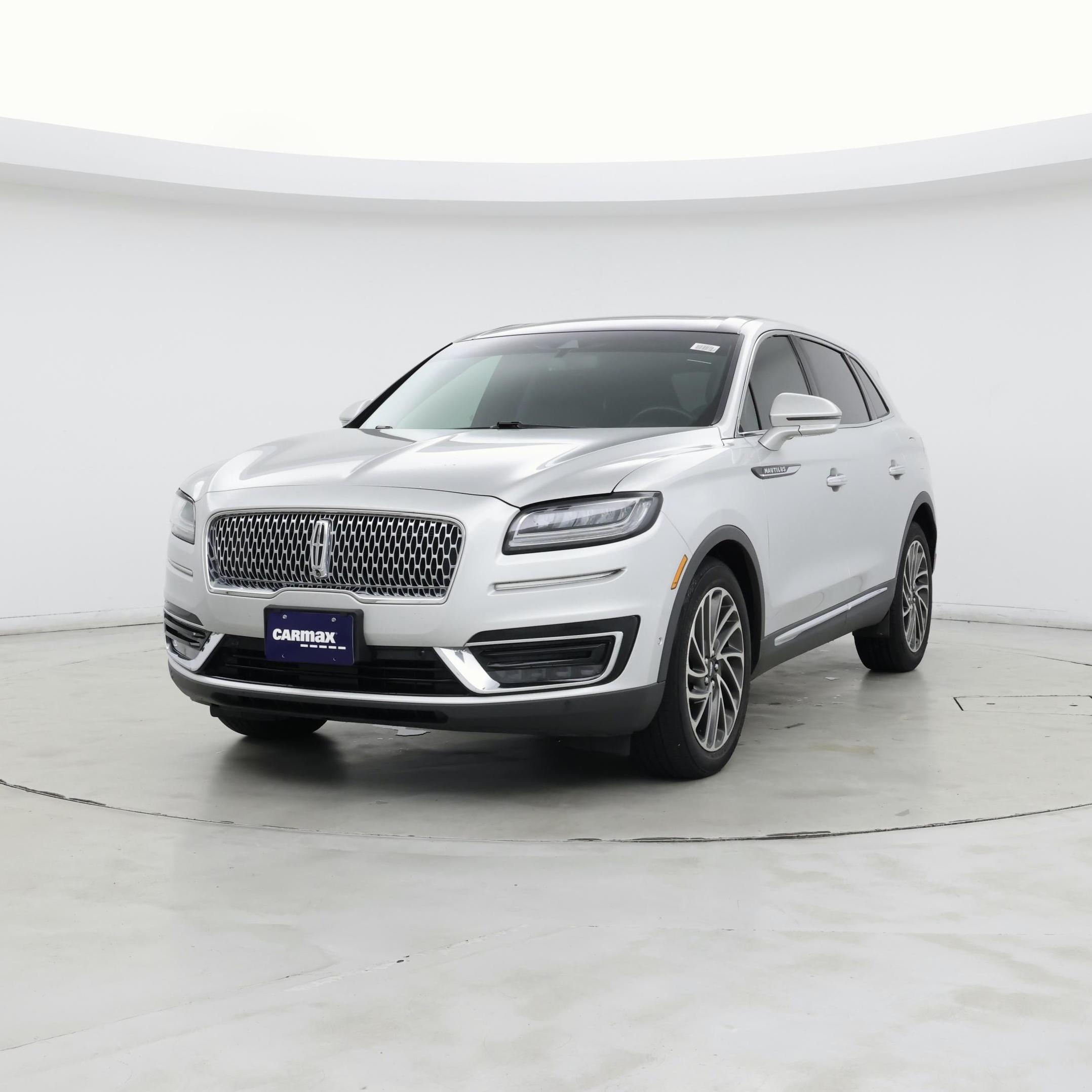 Thumbnail: 2019 Lincoln Nautilus - 4