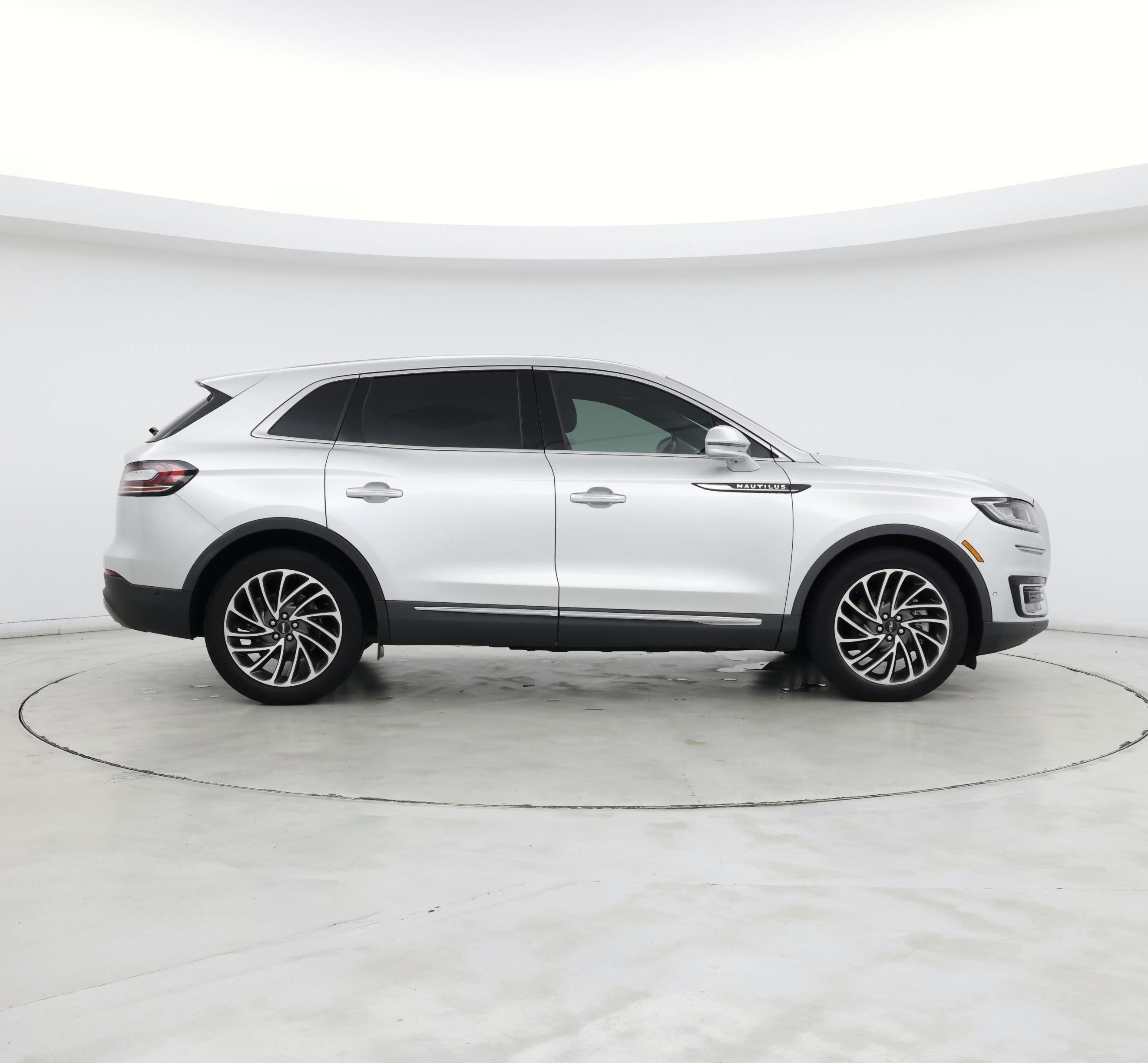Thumbnail: 2019 Lincoln Nautilus - 7