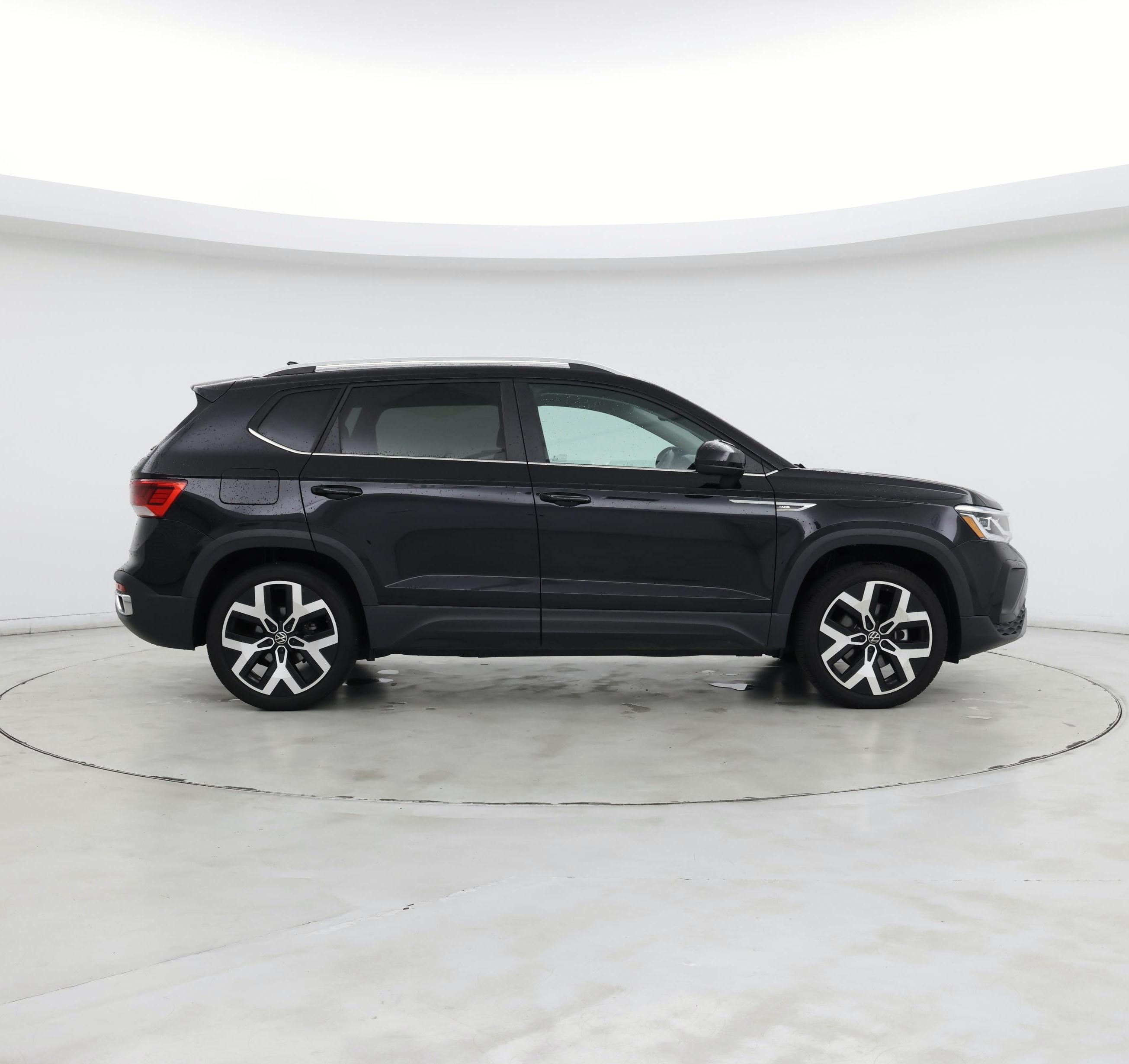 Thumbnail: 2023 Volkswagen Taos - 7
