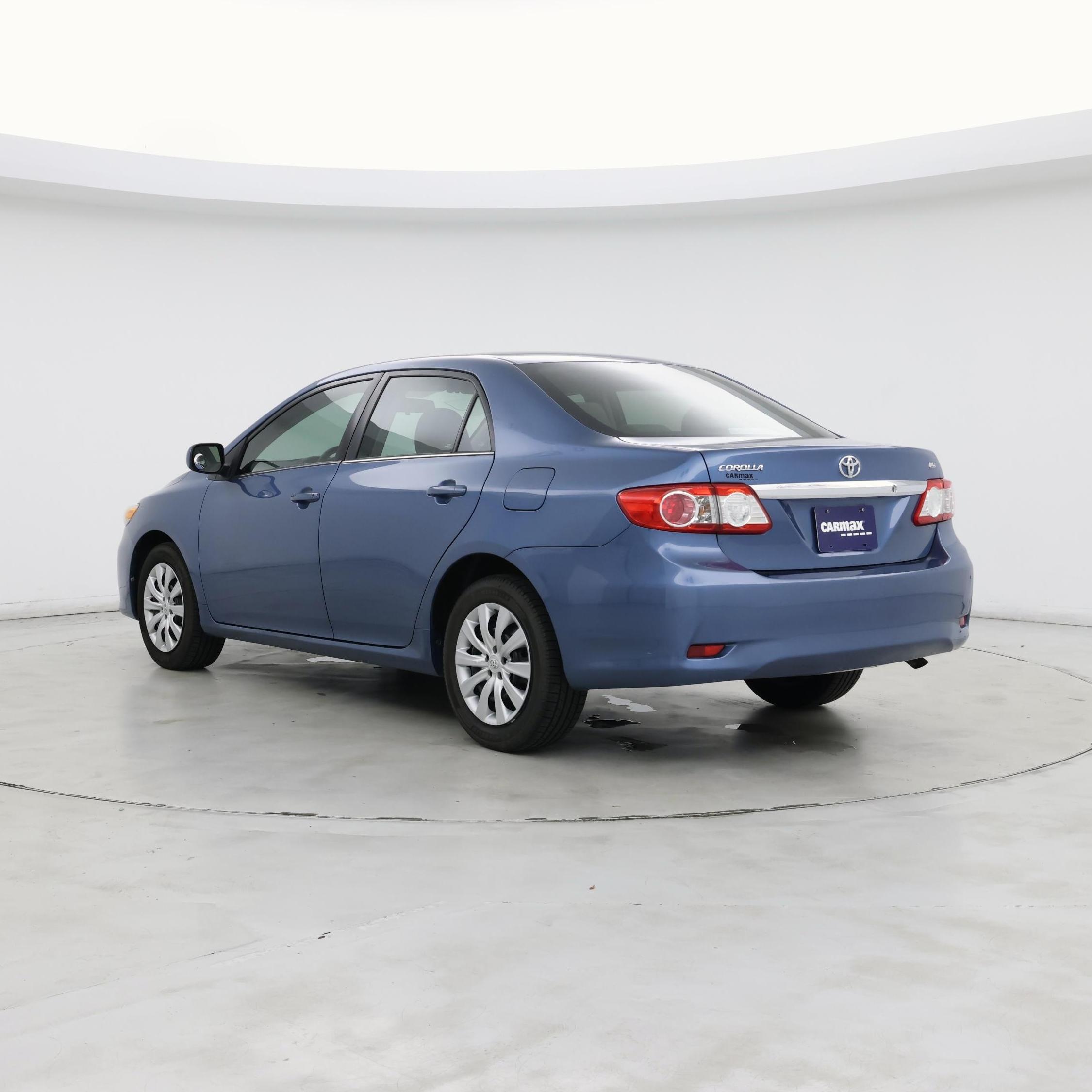 Thumbnail: 2013 Toyota Corolla - 2