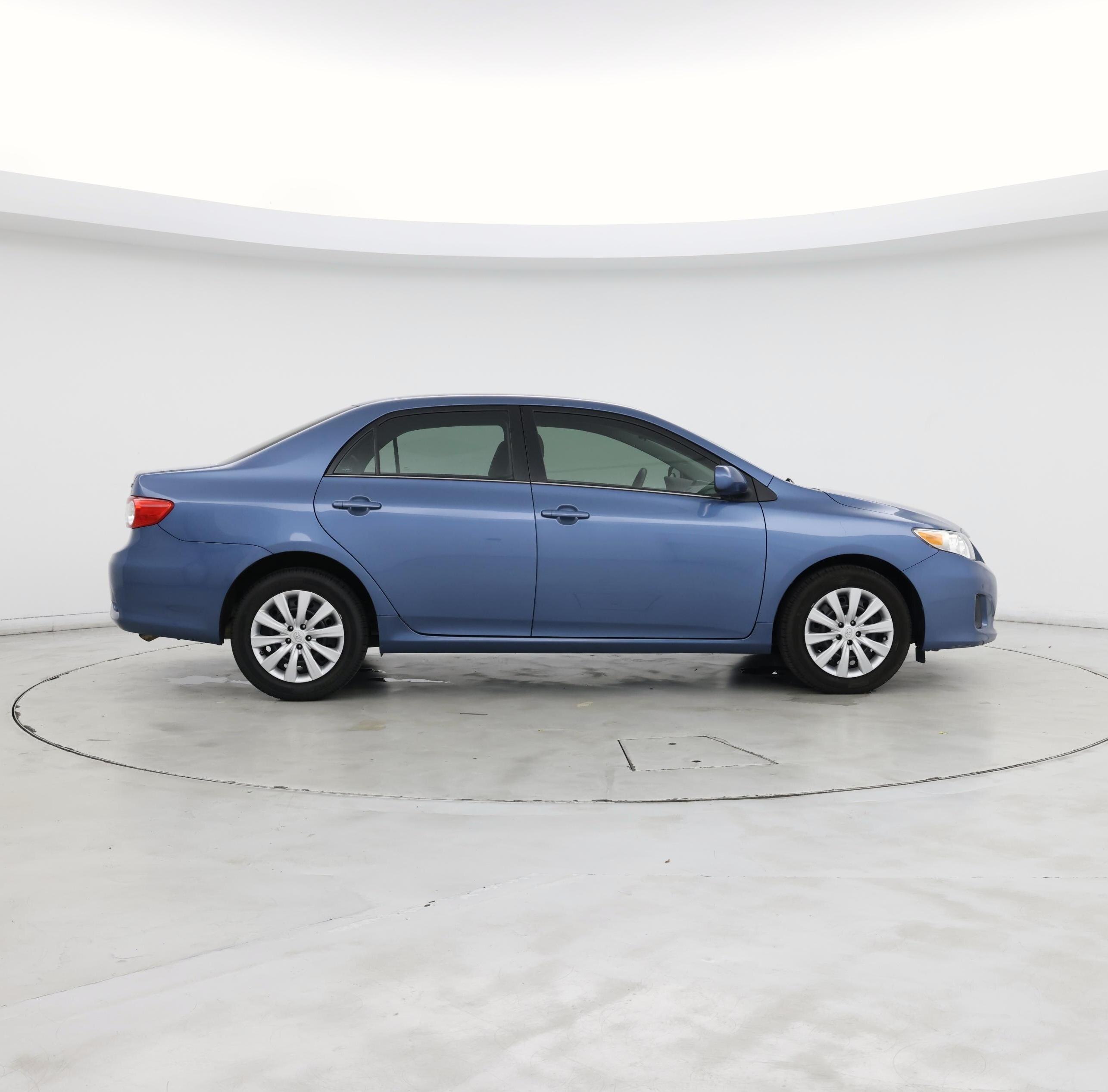 Thumbnail: 2013 Toyota Corolla - 7