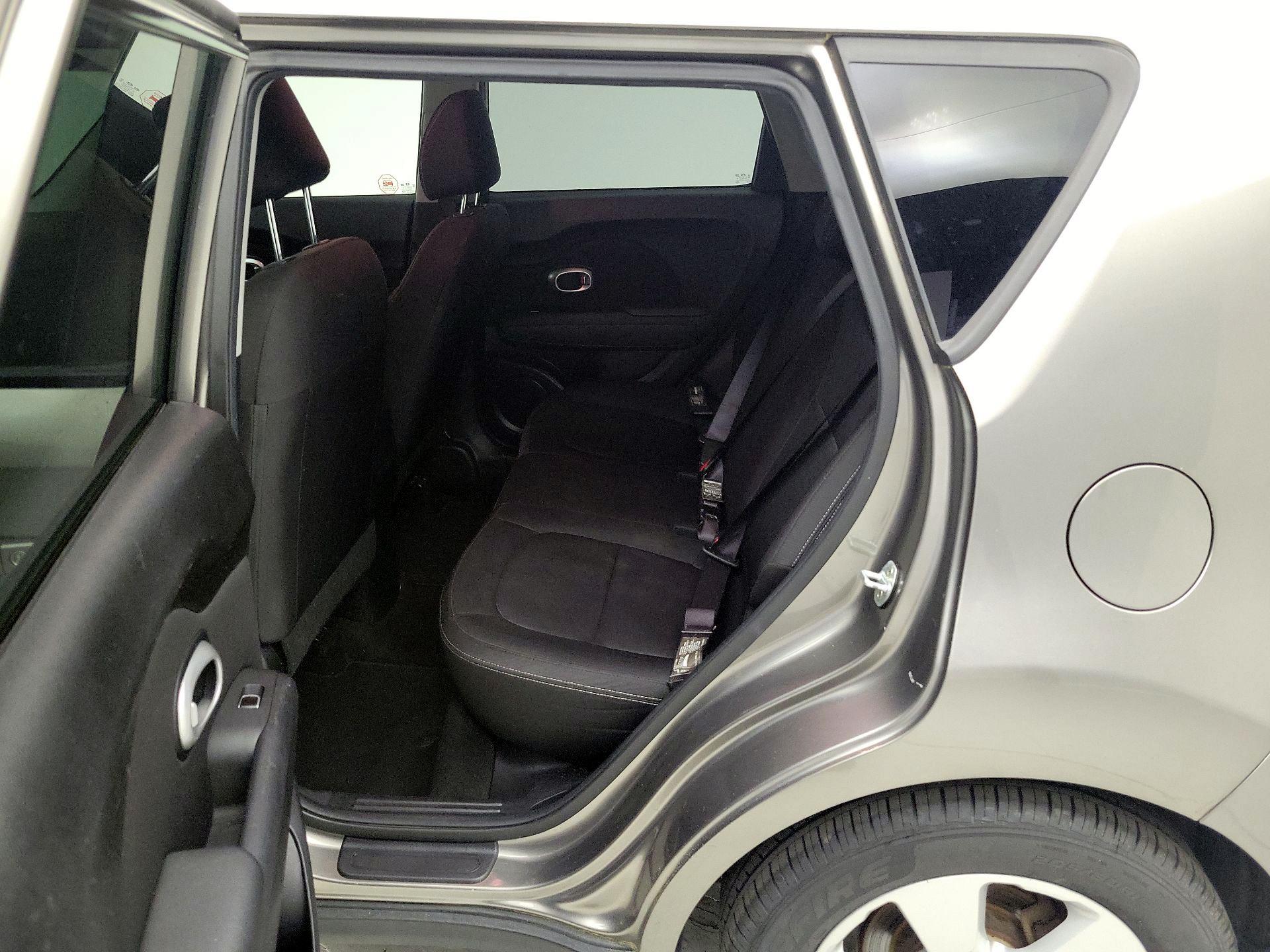 Thumbnail: 2018 Kia Soul - 18