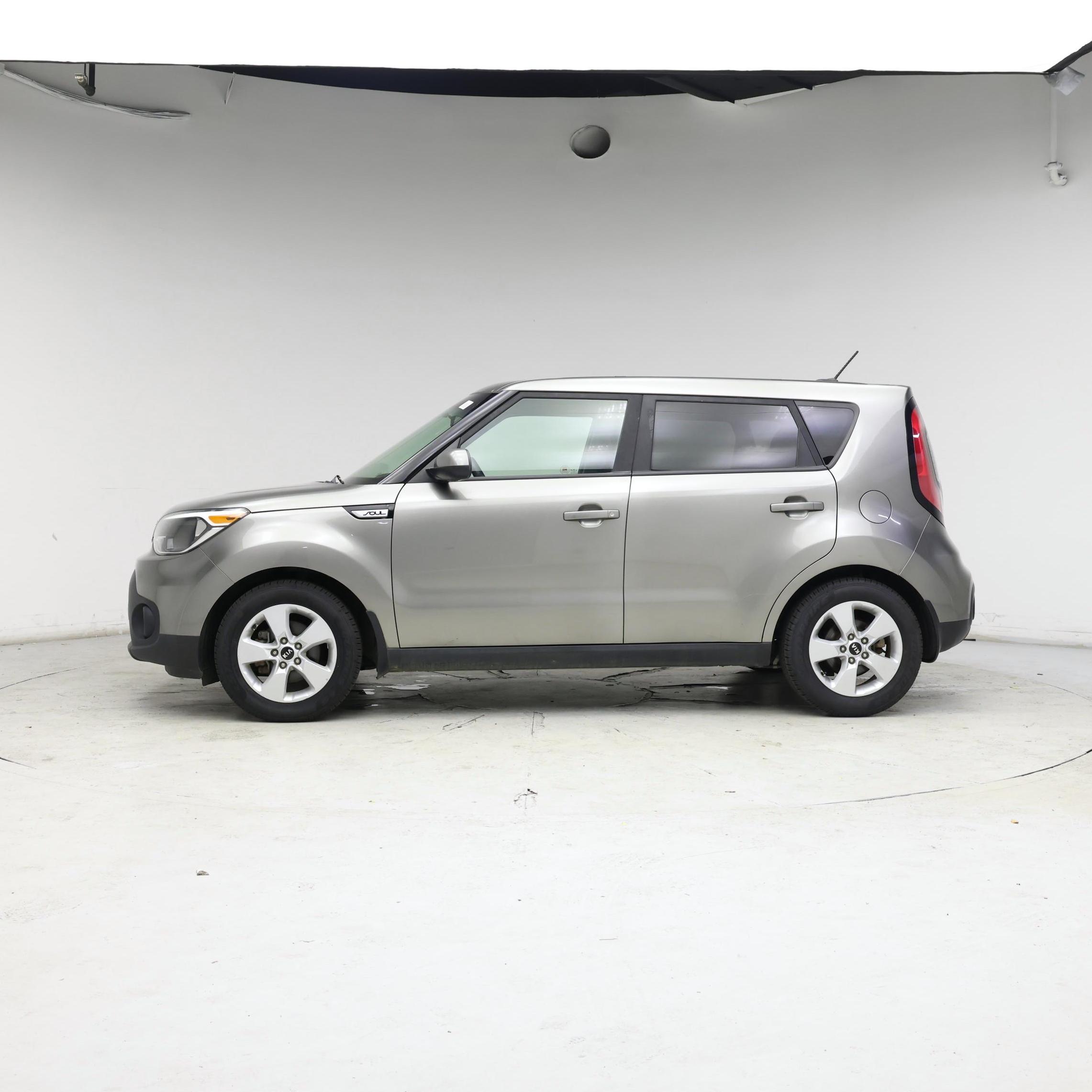 Thumbnail: 2018 Kia Soul - 3