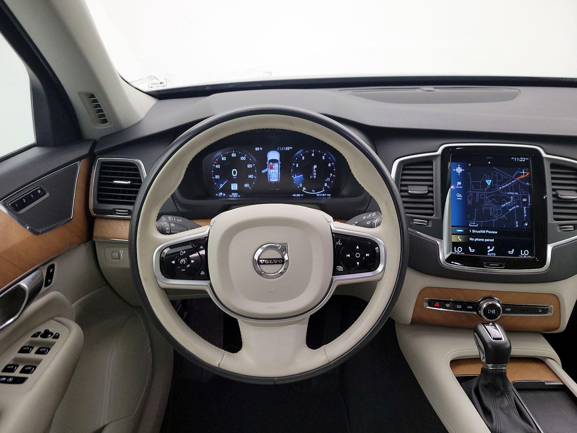 Thumbnail: 2022 Volvo XC90 - 10