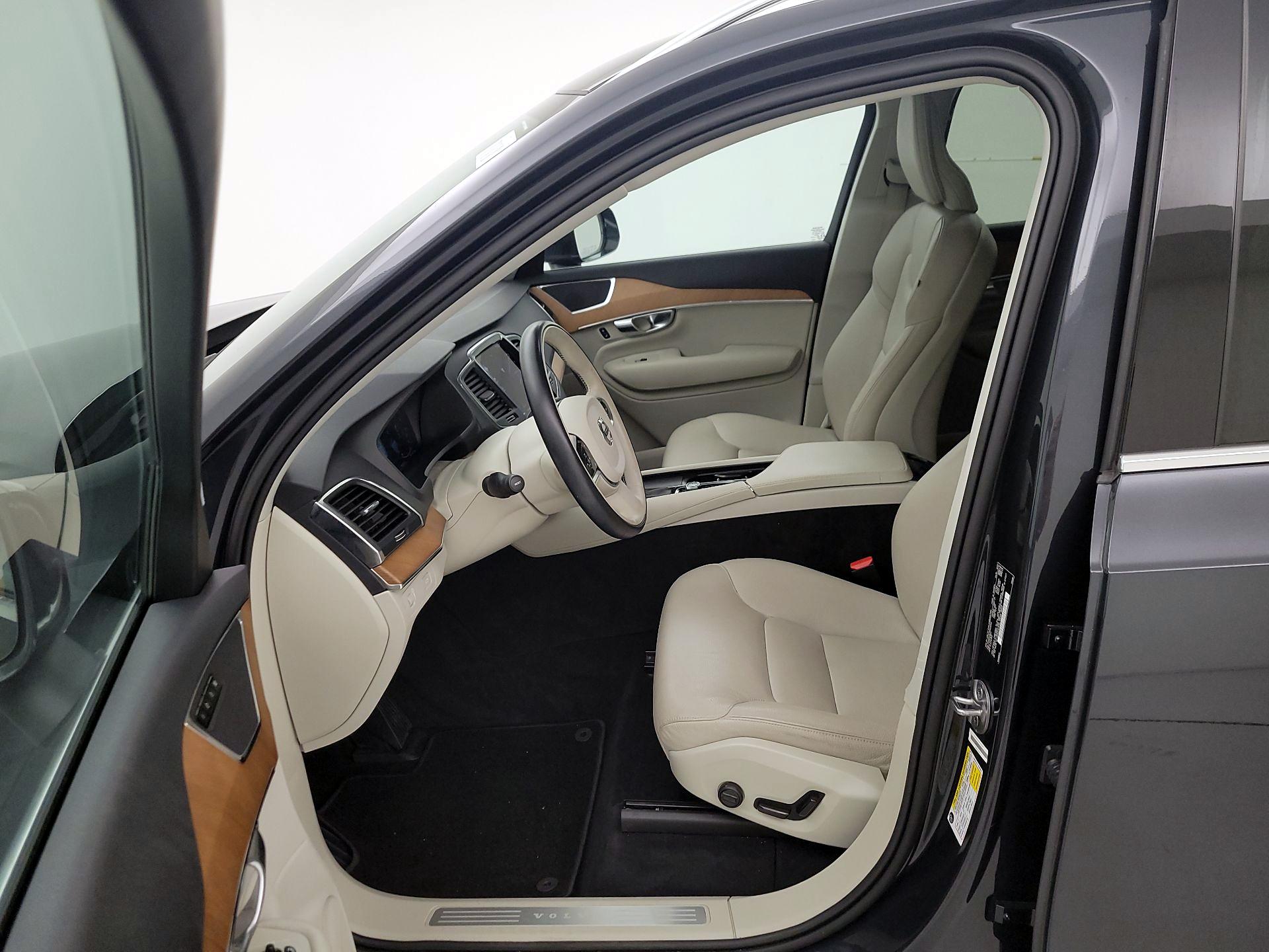 Thumbnail: 2022 Volvo XC90 - 11