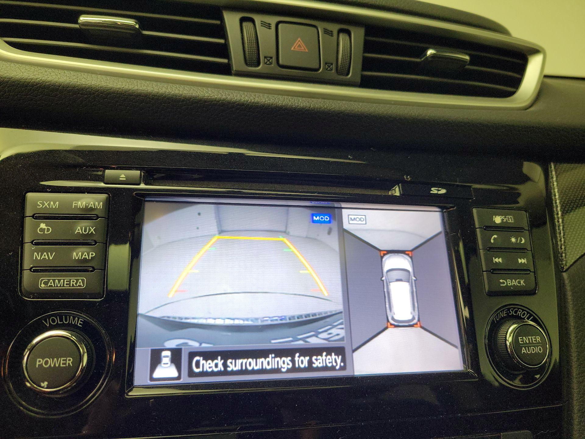 Thumbnail: 2015 Nissan Rogue - 15