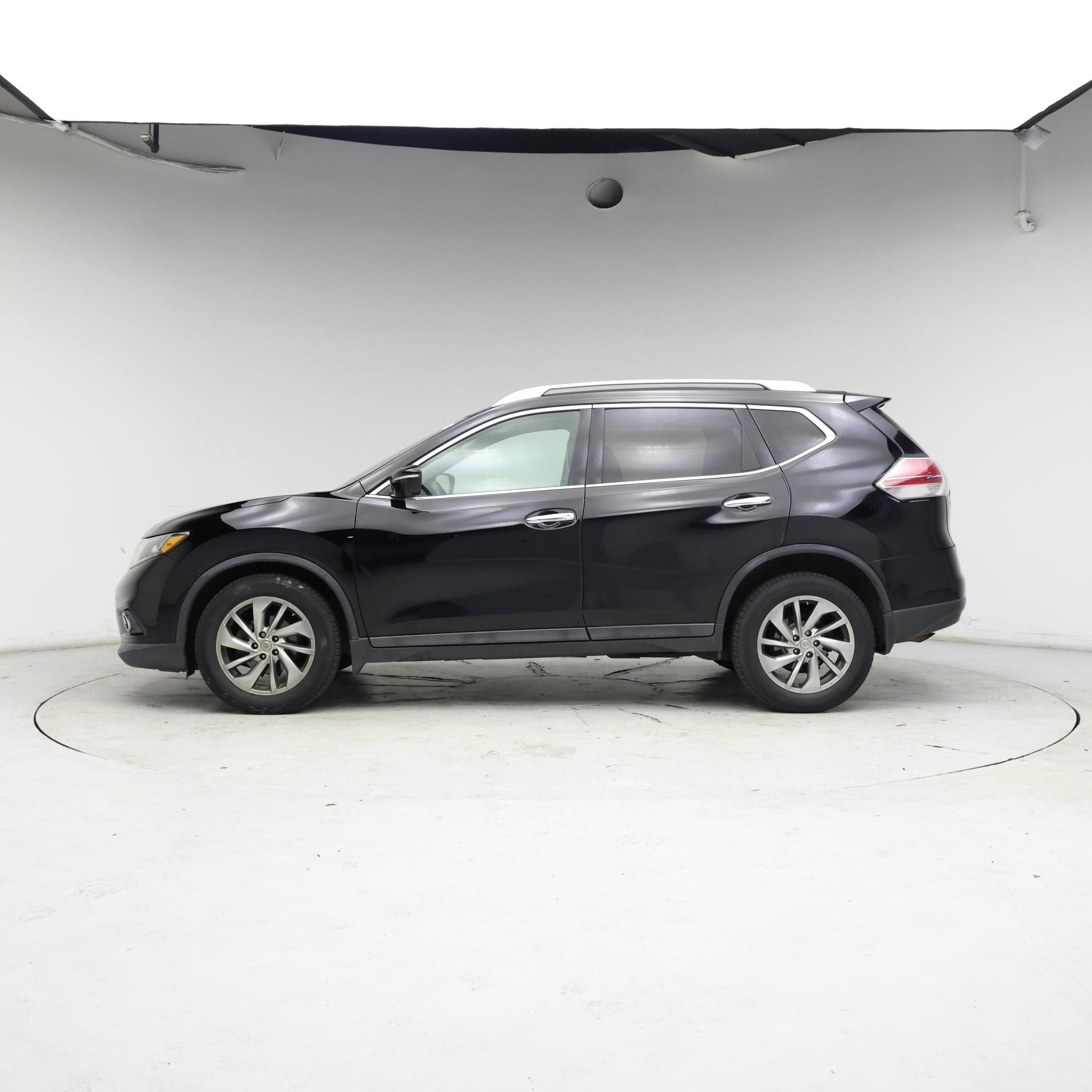 Thumbnail: 2015 Nissan Rogue - 3