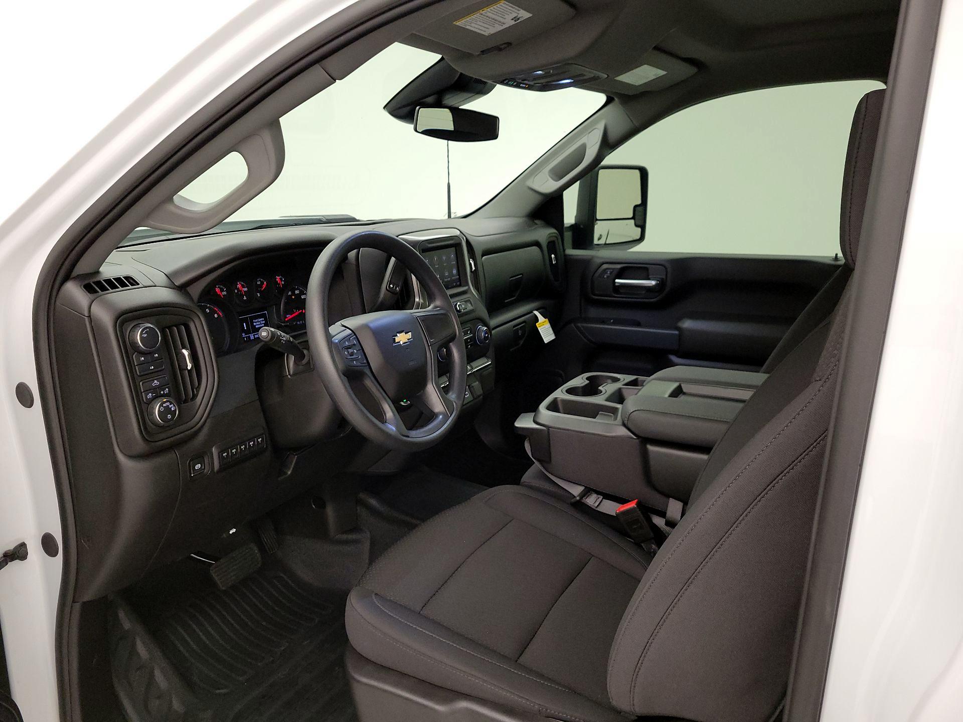 Thumbnail: 2025 Chevrolet Silverado 3500 - 11