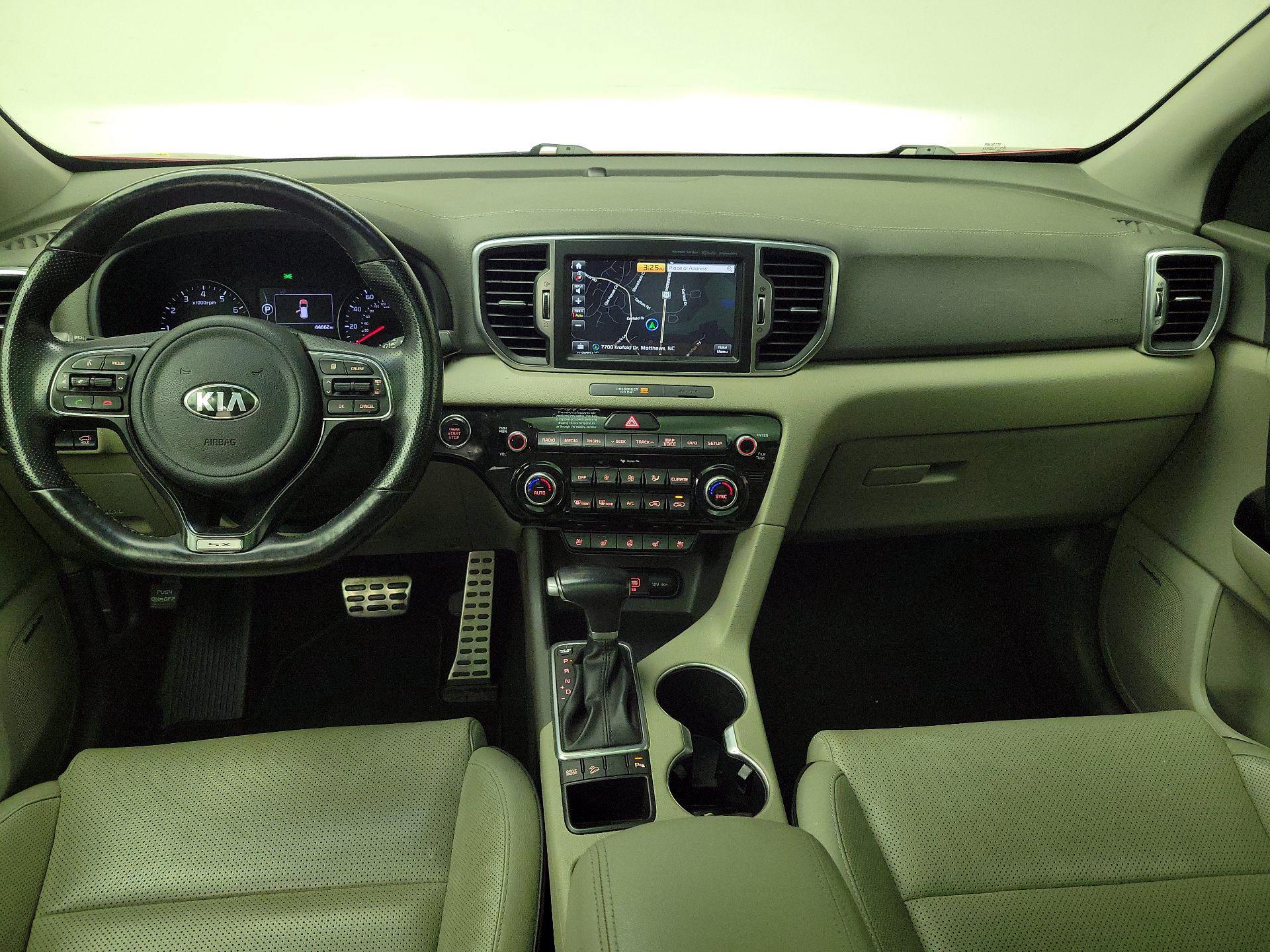 Thumbnail: 2017 Kia Sportage - 9