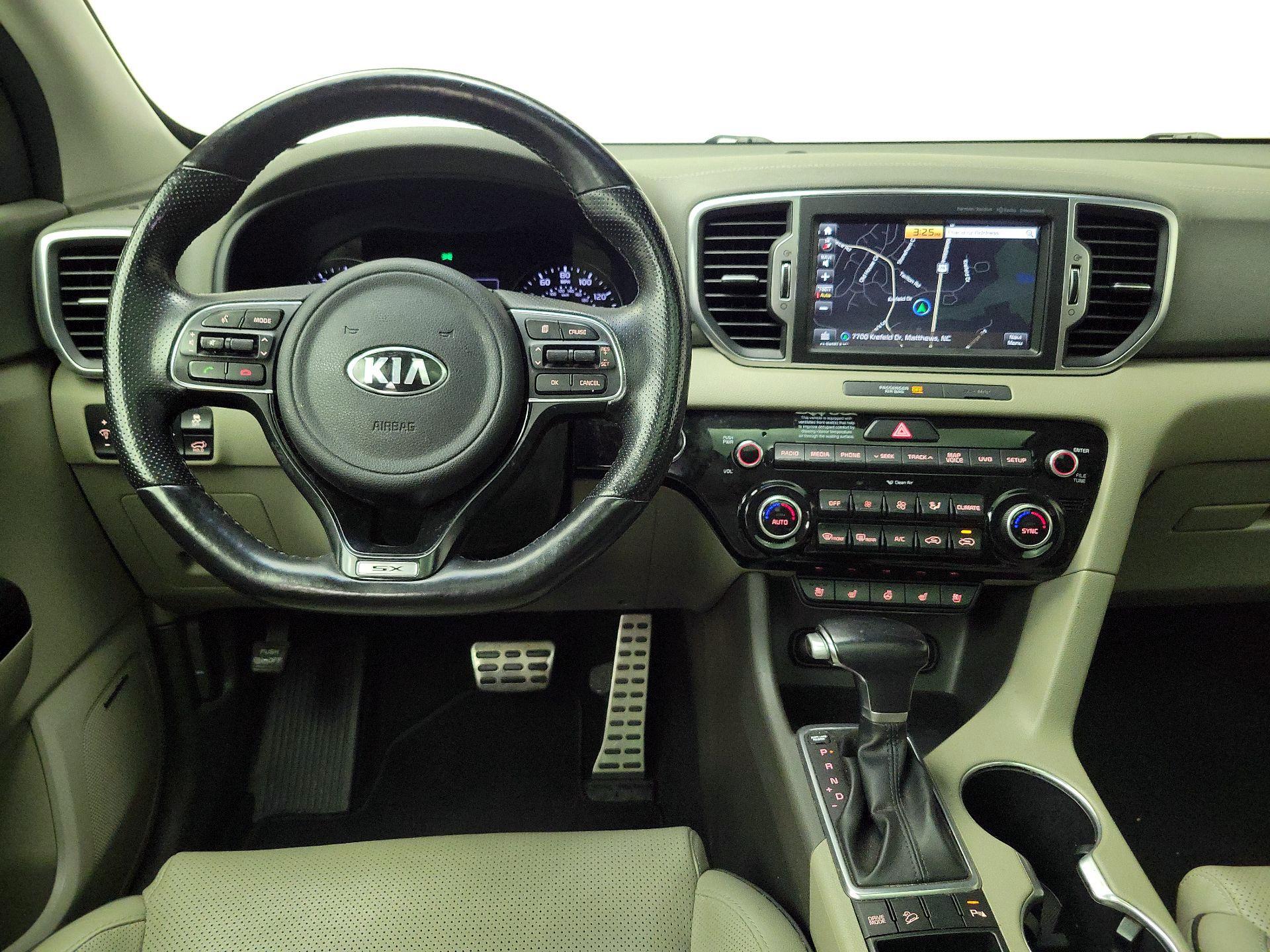Thumbnail: 2017 Kia Sportage - 10