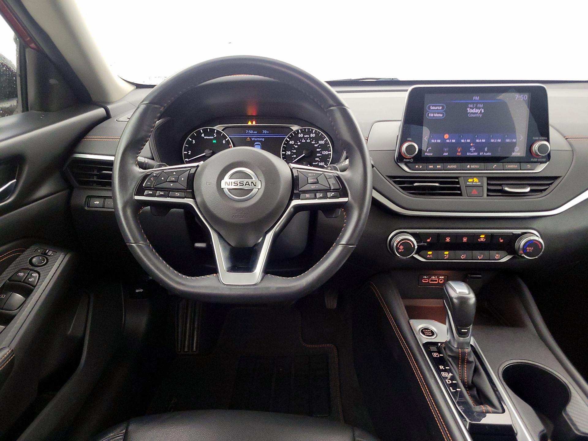 Thumbnail: 2020 Nissan Altima - 10