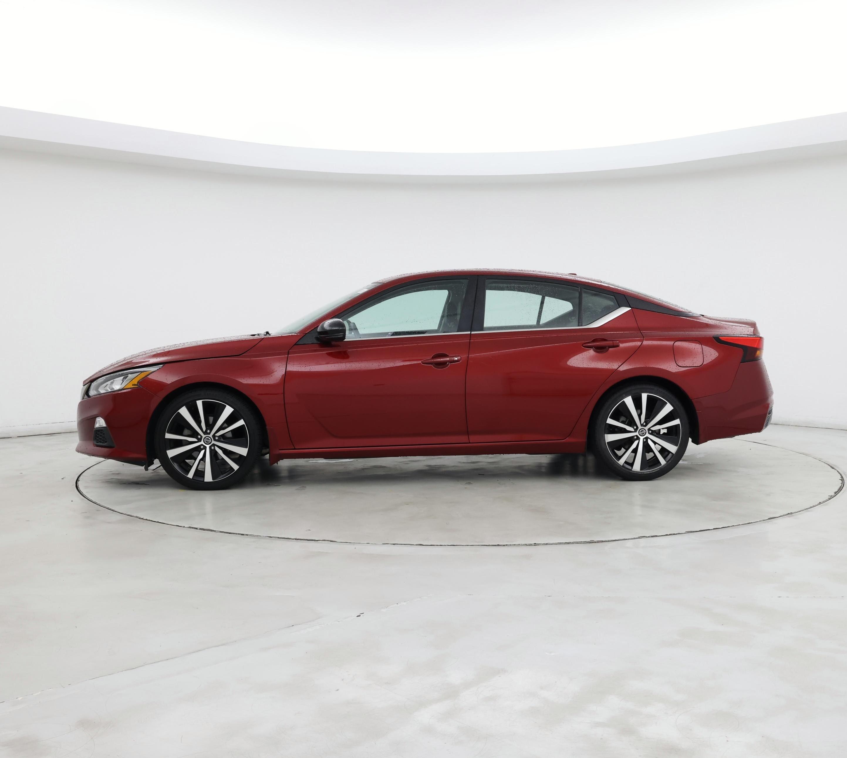 Thumbnail: 2020 Nissan Altima - 3