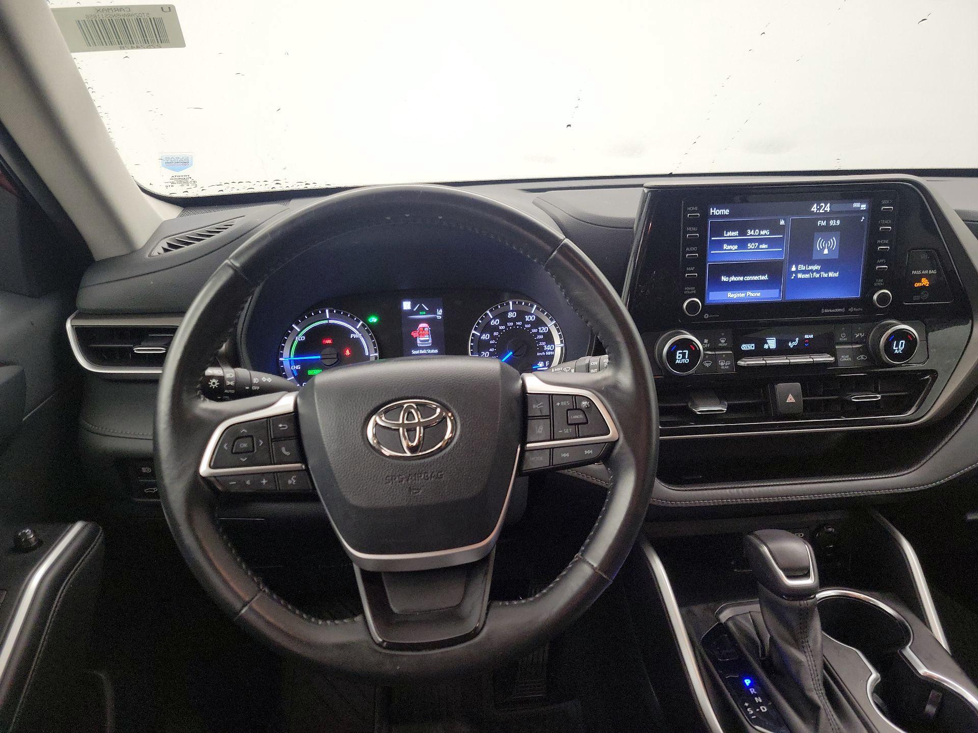 Thumbnail: 2022 Toyota Highlander - 10