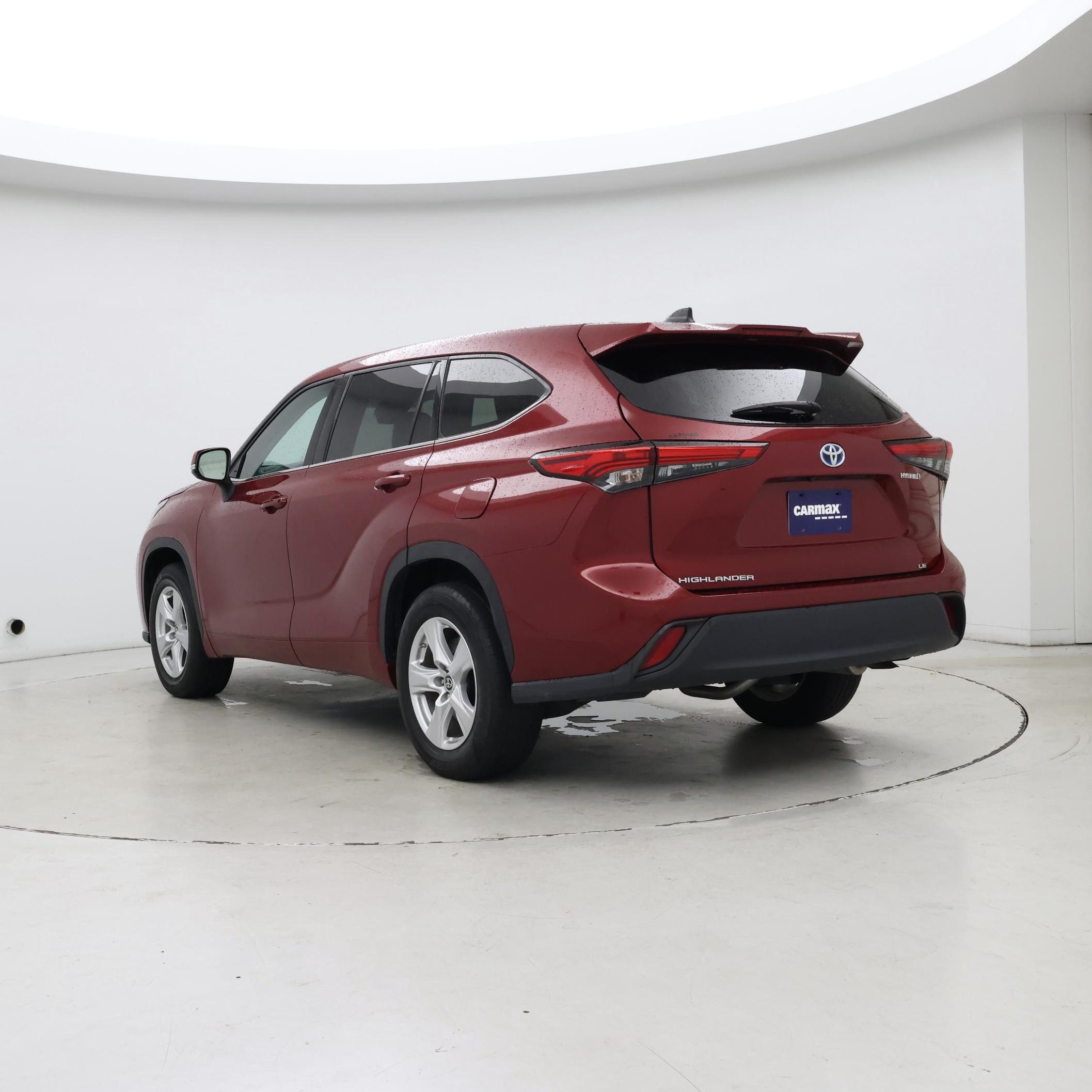 Thumbnail: 2022 Toyota Highlander - 2
