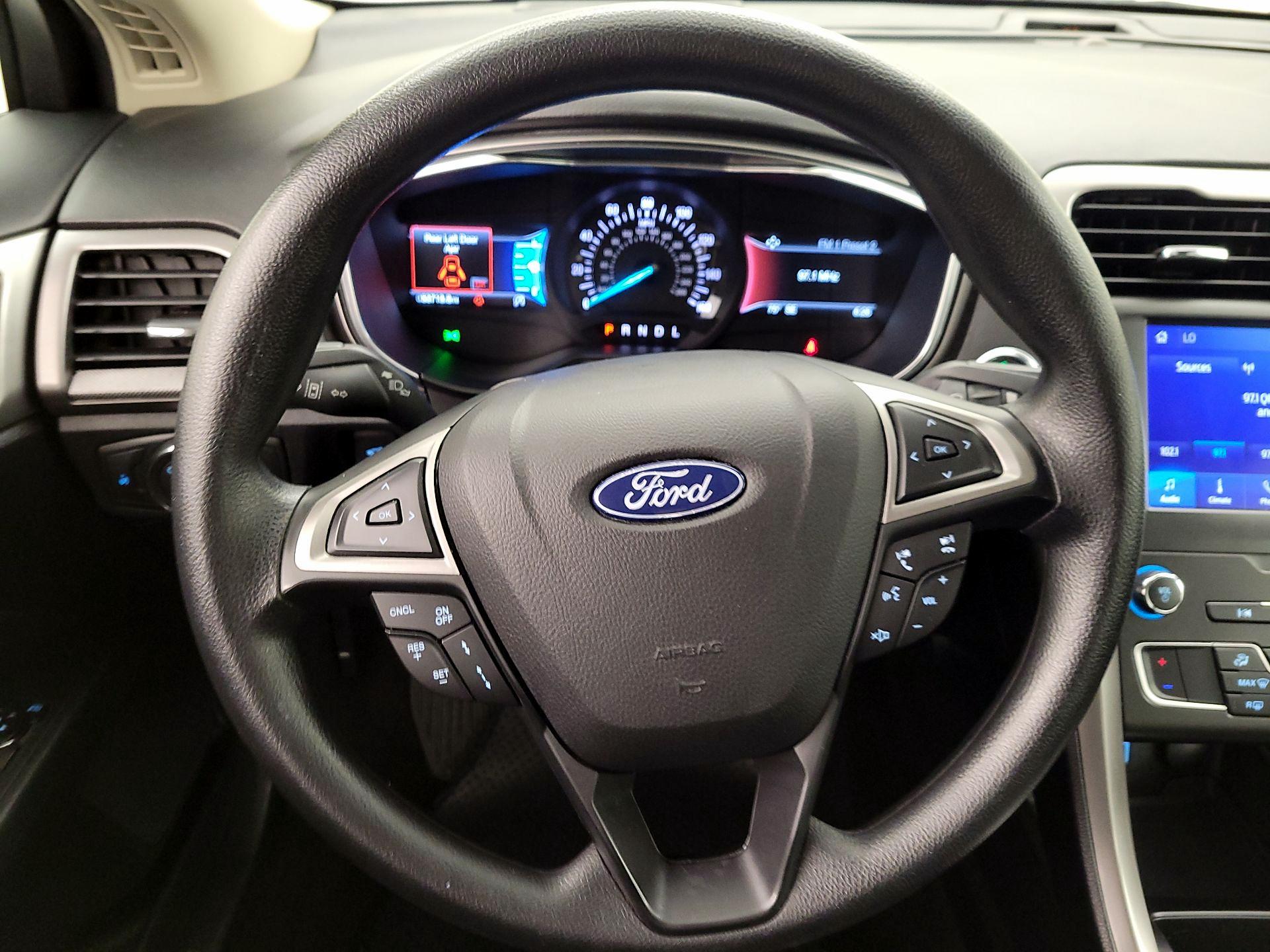 Thumbnail: 2020 Ford Fusion - 10