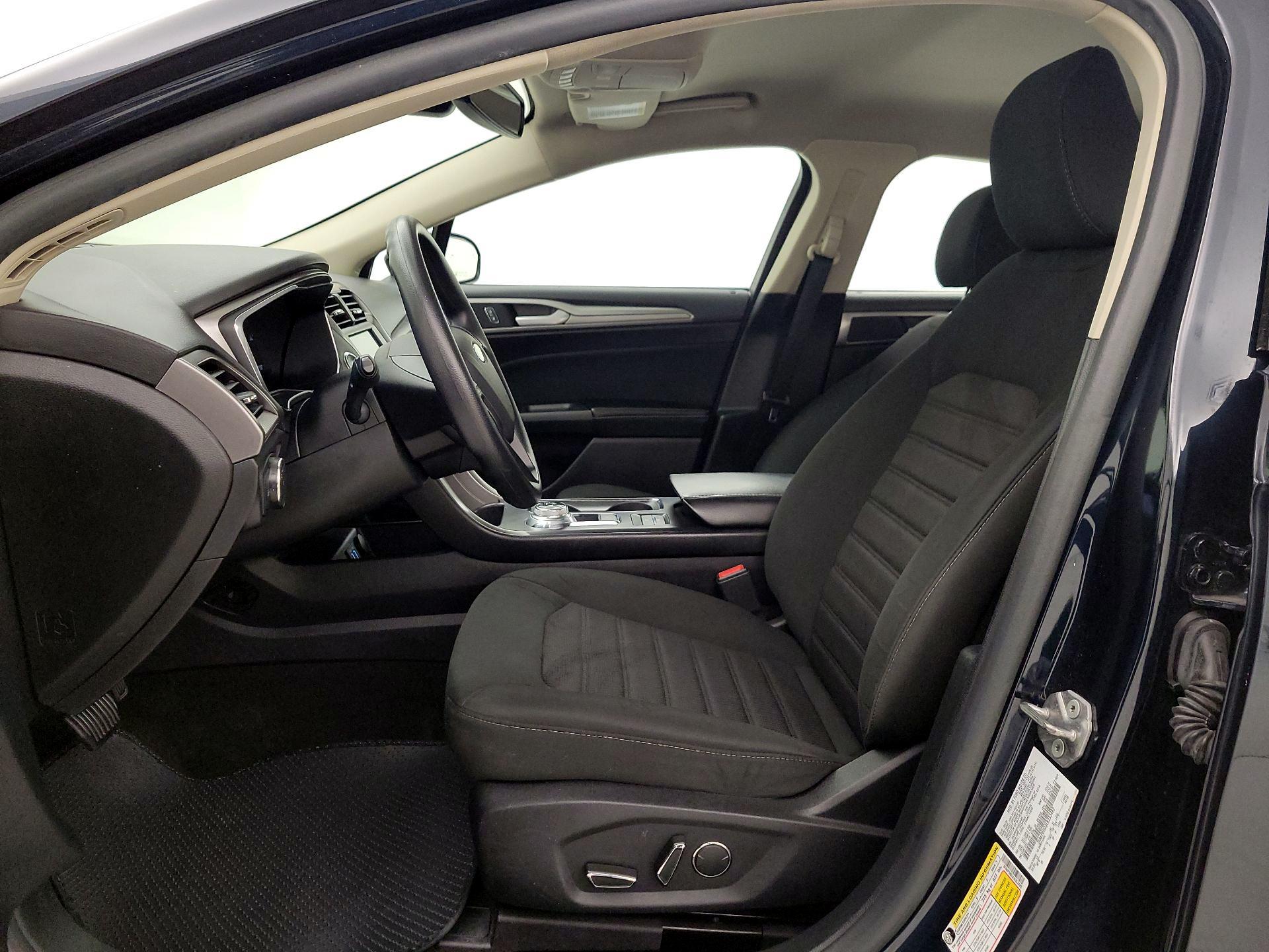 Thumbnail: 2020 Ford Fusion - 11