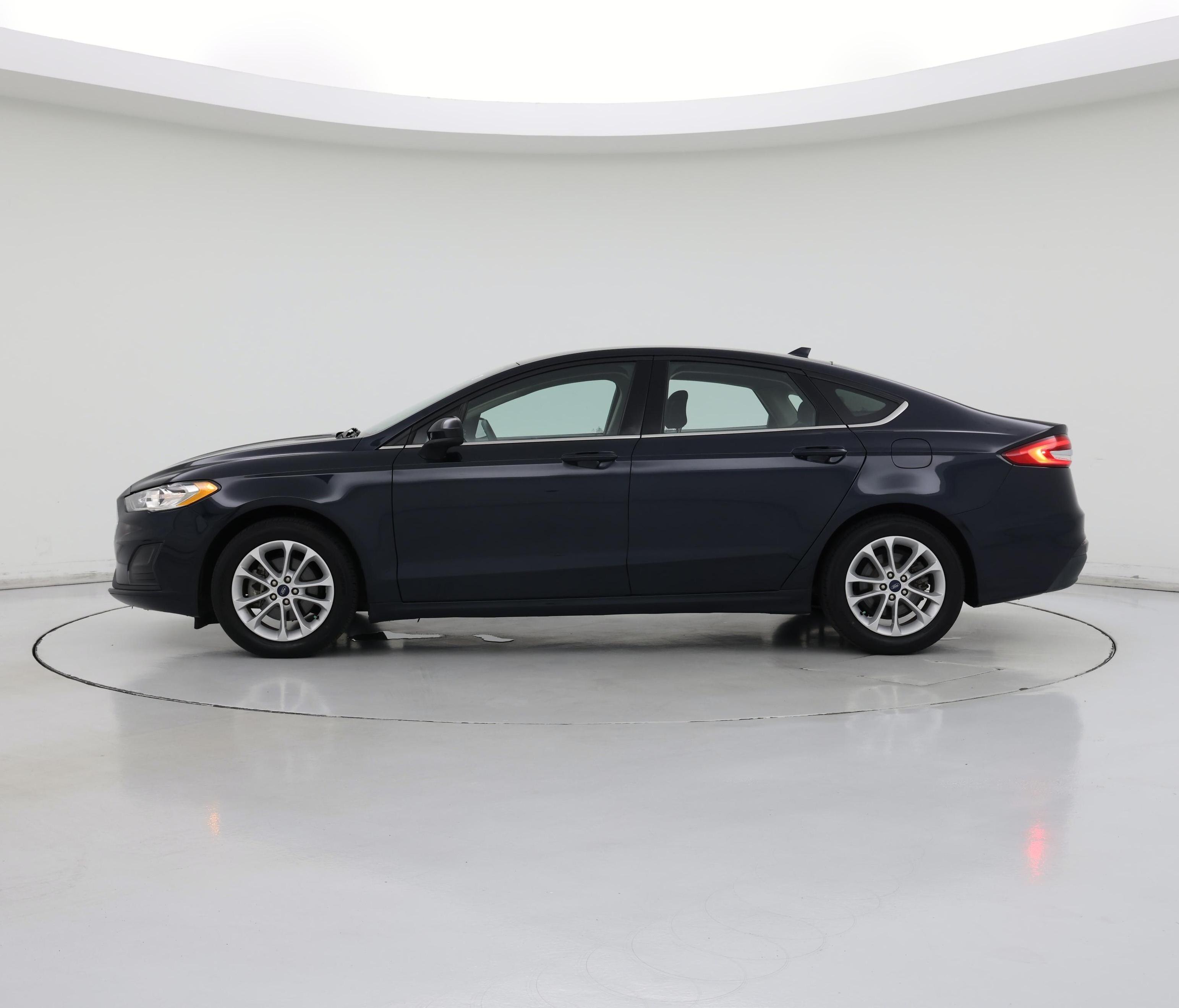 Thumbnail: 2020 Ford Fusion - 3