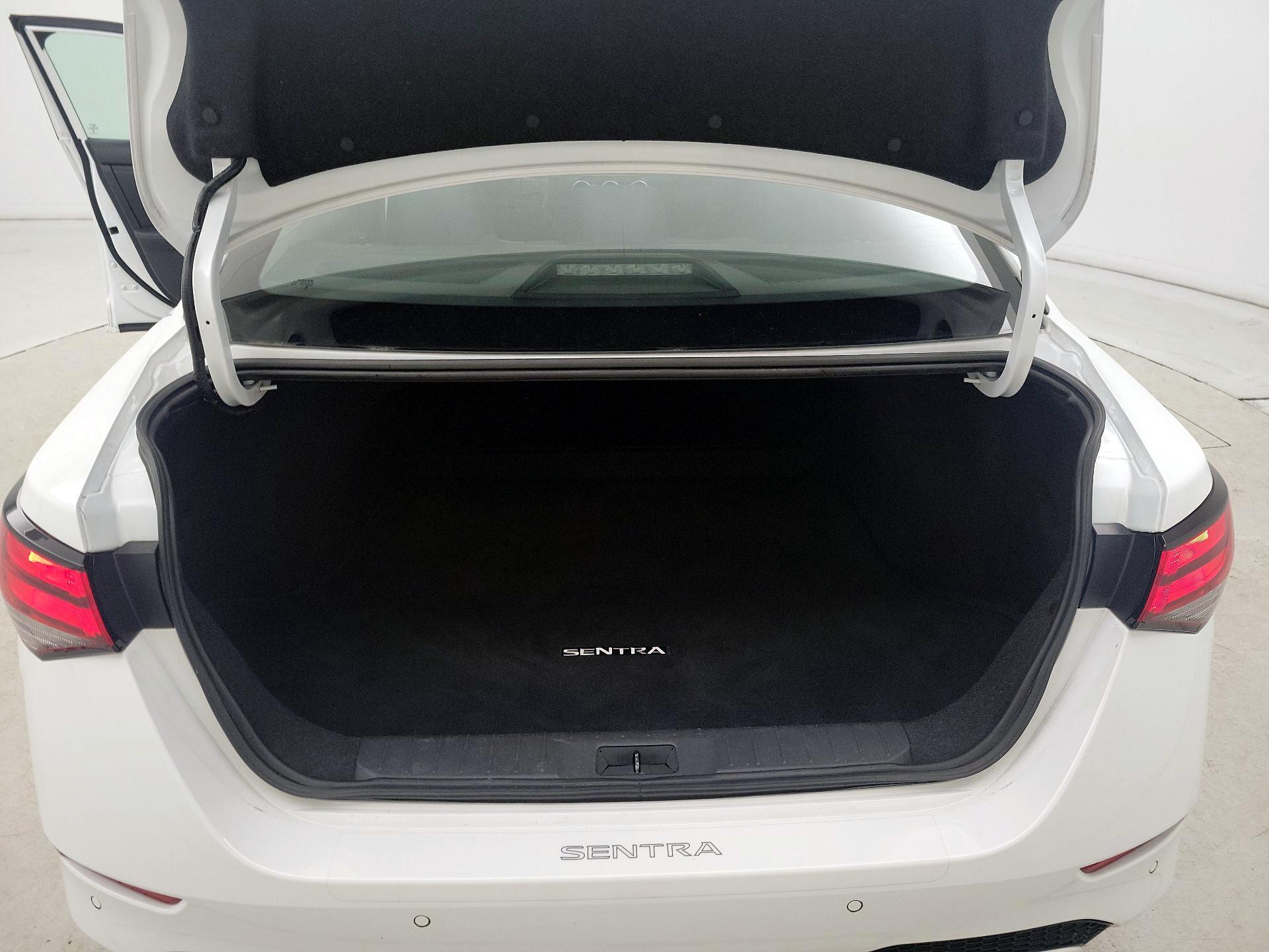 Thumbnail: 2024 Nissan Sentra - 20
